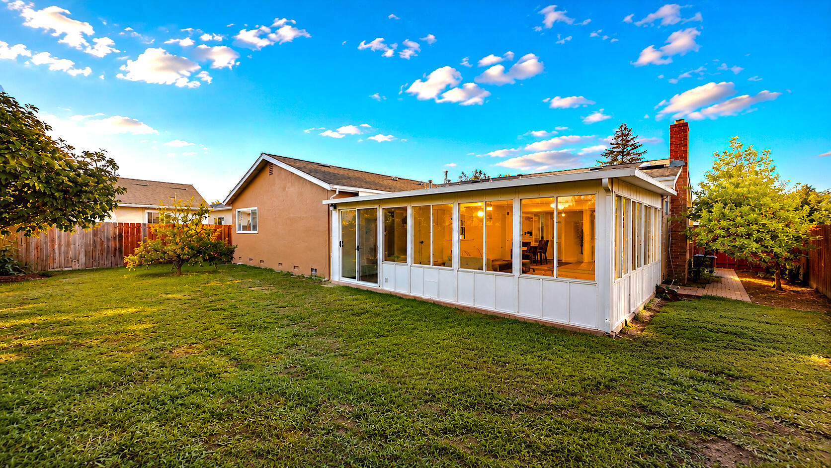 1150 3rd St #3rd, Gilroy, CA 95020