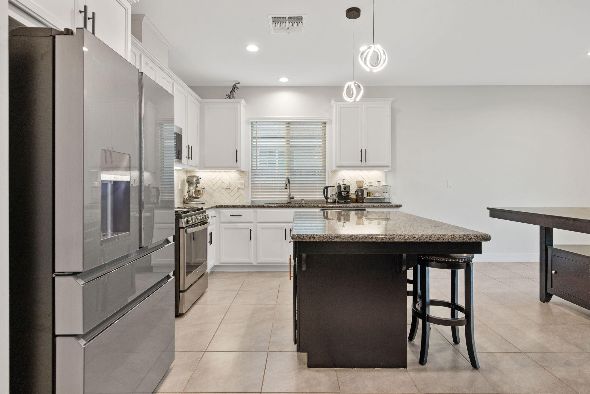 3430 S Kennedy St, Visalia, CA 93292