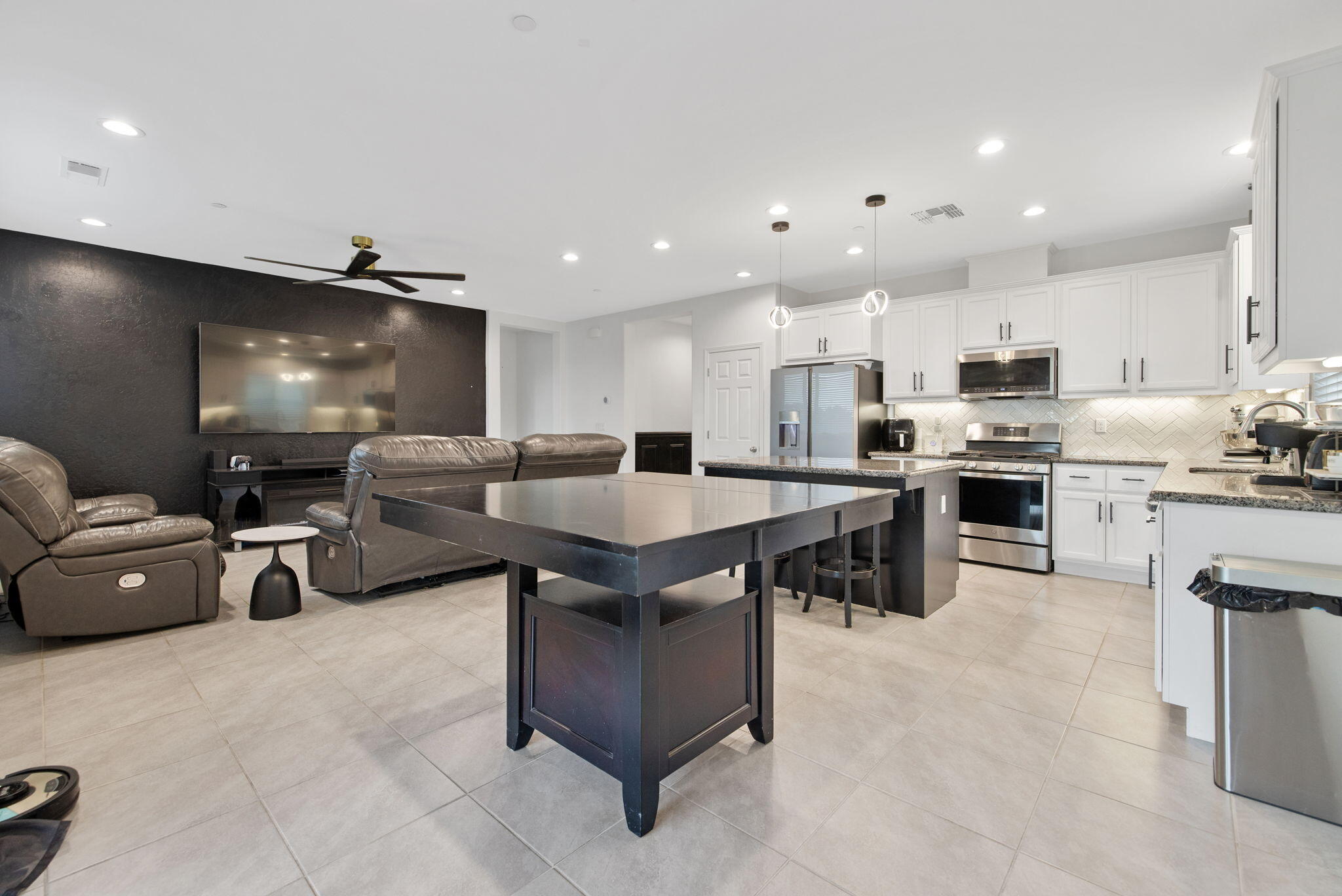 3430 S Kennedy St, Visalia, CA 93292