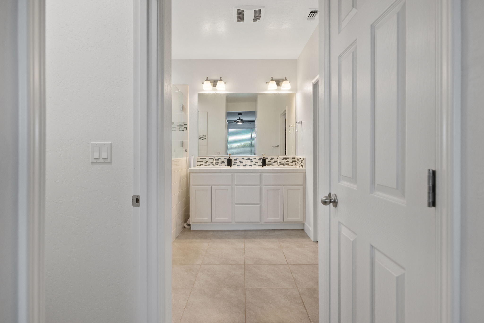 3430 S Kennedy St, Visalia, CA 93292