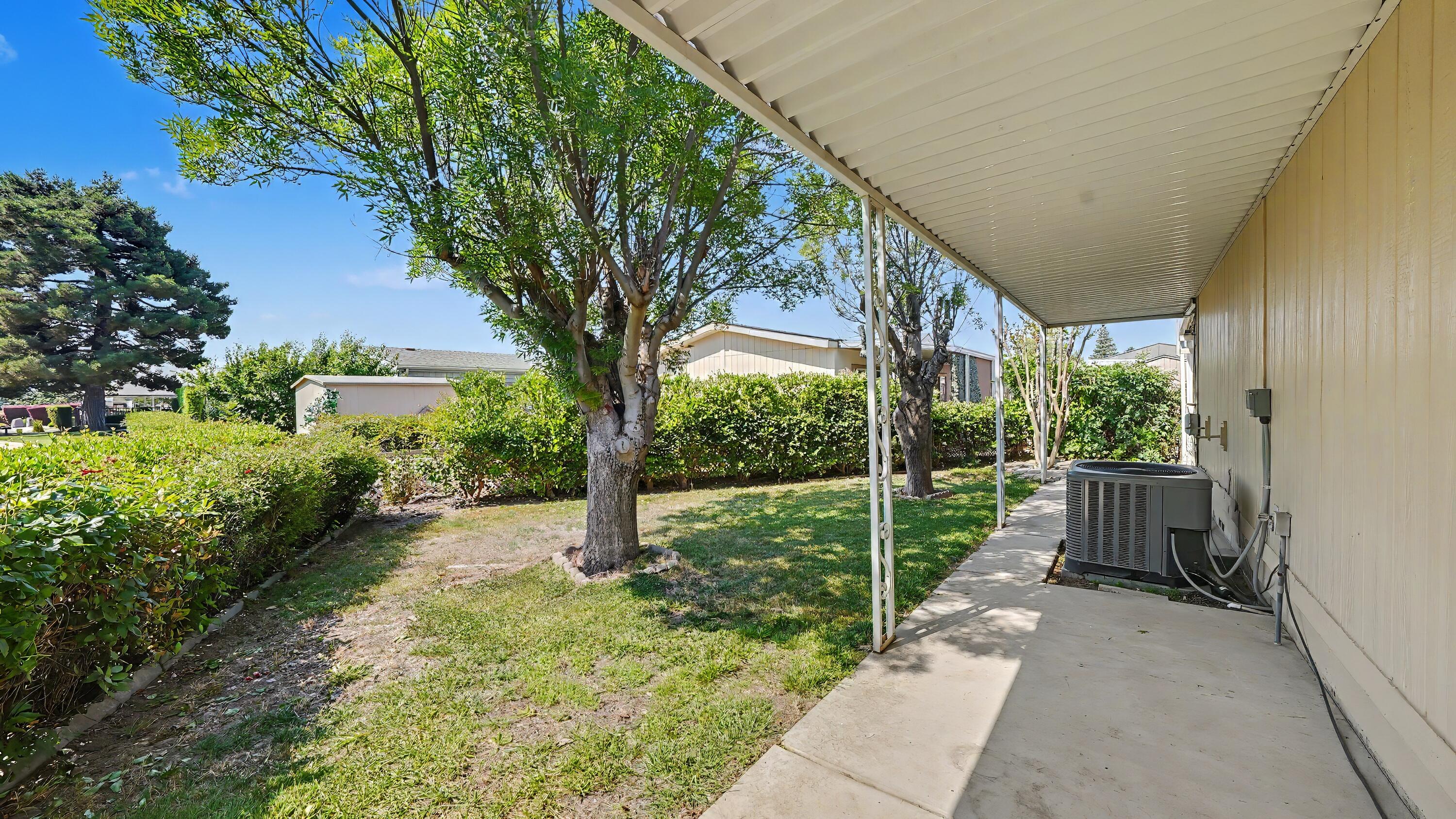 5209 W La Vida ##105, Visalia, CA 93277