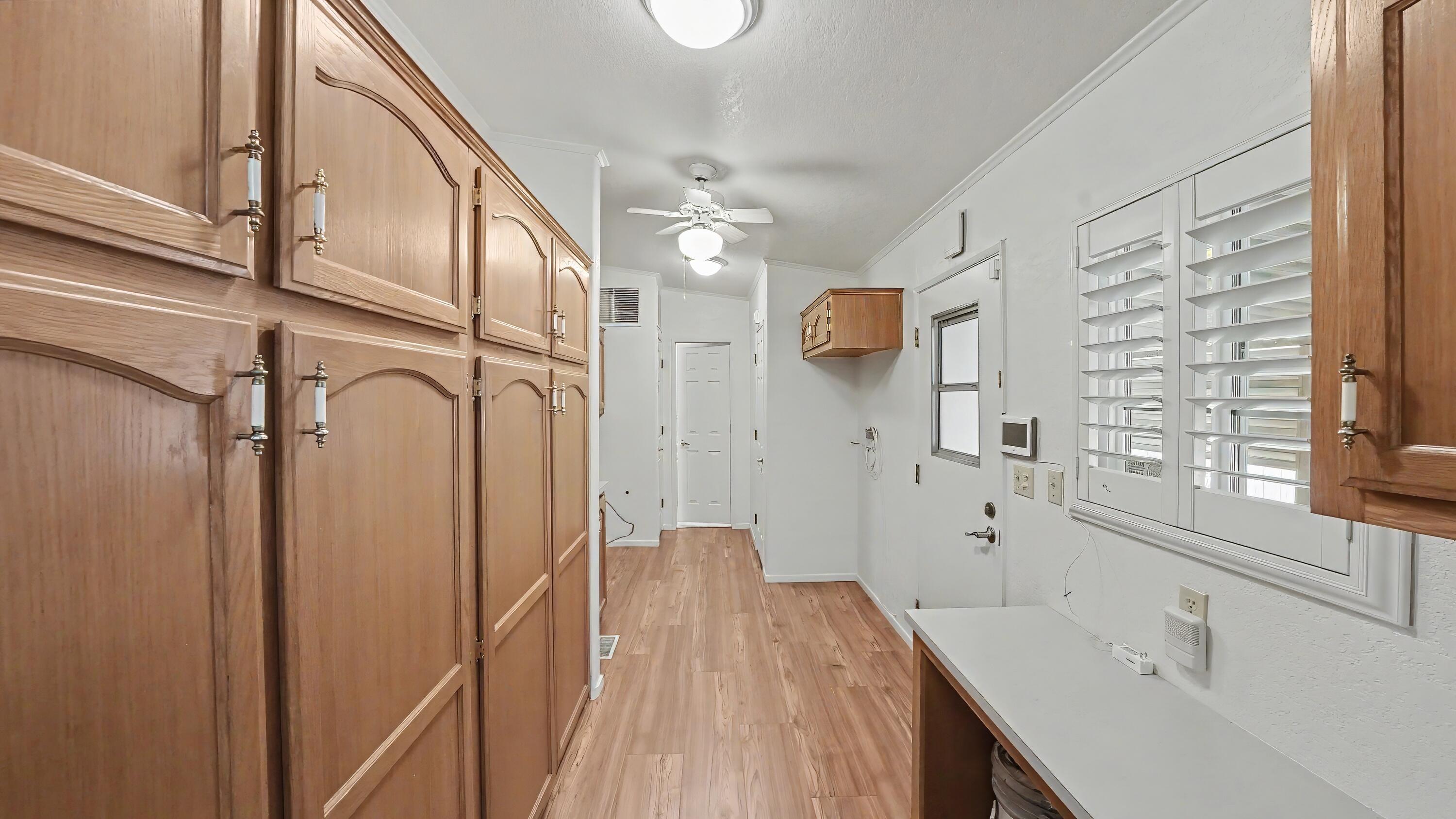5209 W La Vida ##105, Visalia, CA 93277