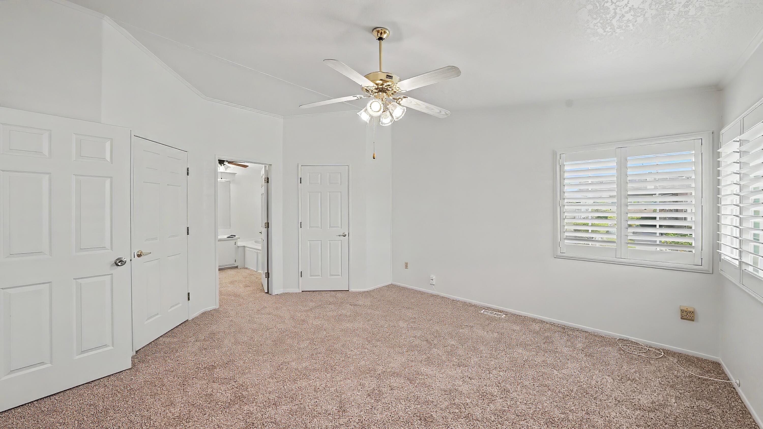 5209 W La Vida ##105, Visalia, CA 93277
