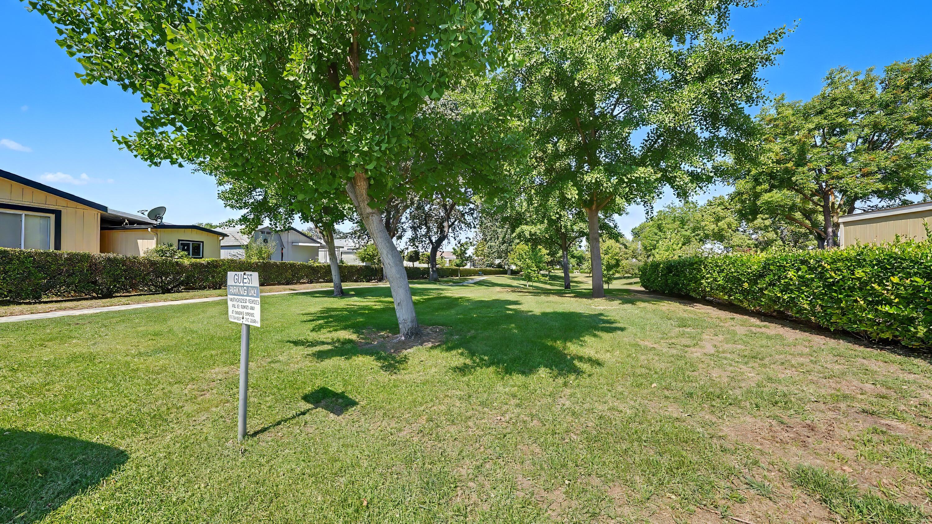 5209 W La Vida ##105, Visalia, CA 93277