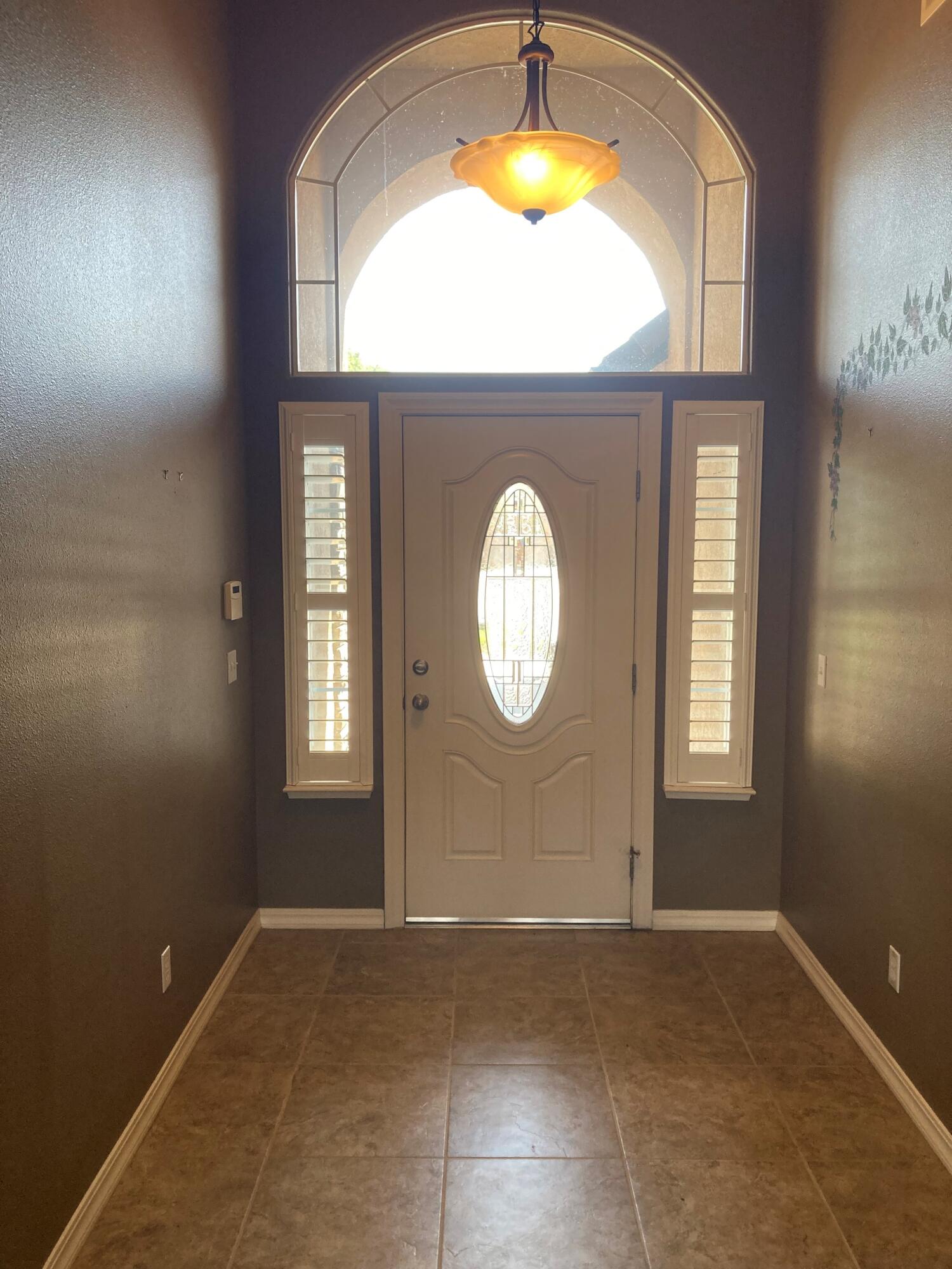 1988 Harvard Ave, Tulare, CA 93274