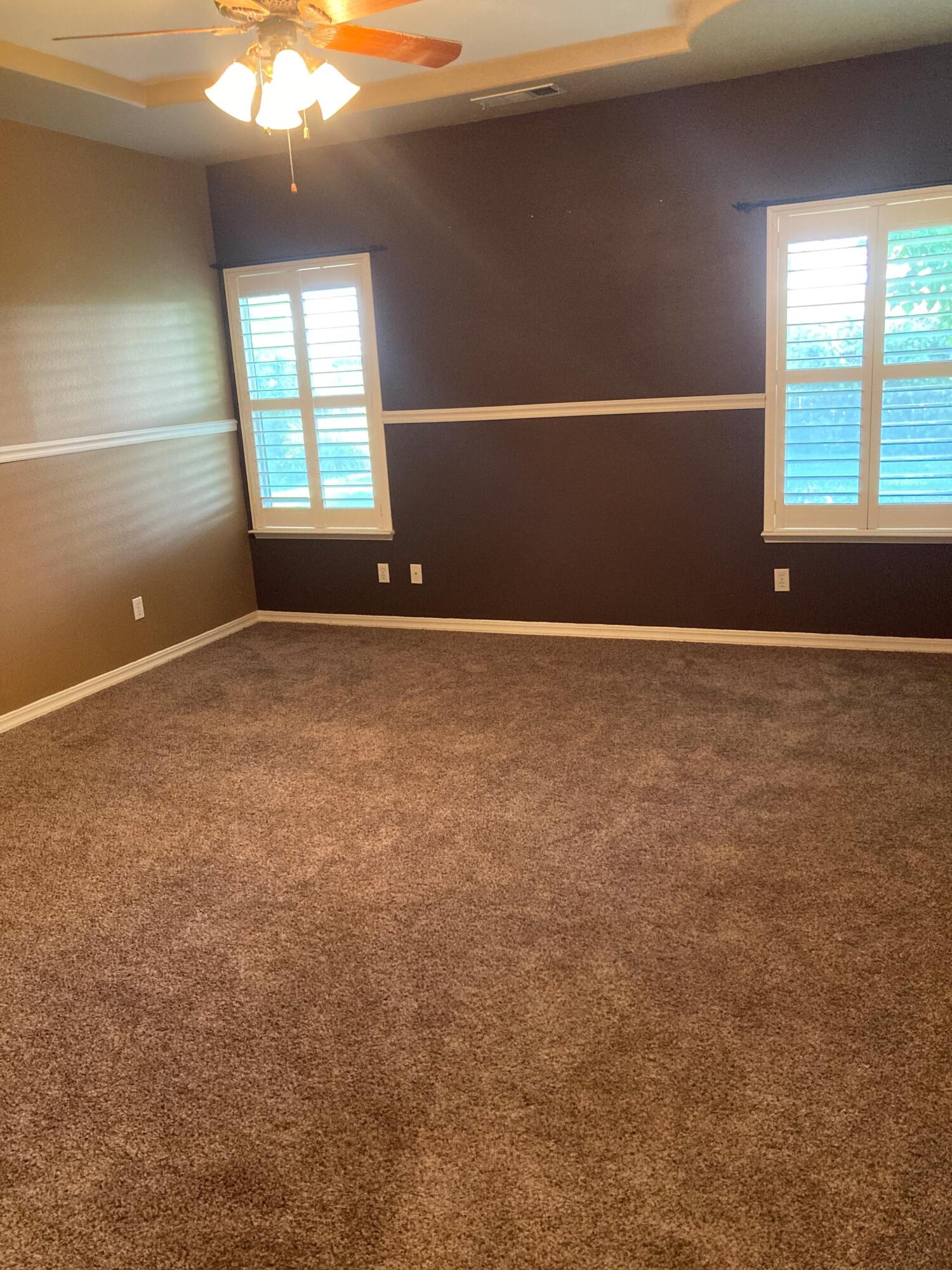 1988 Harvard Ave, Tulare, CA 93274