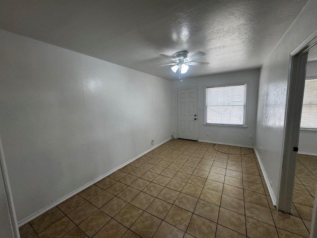 129 N Park Ave, Fresno, CA 93701