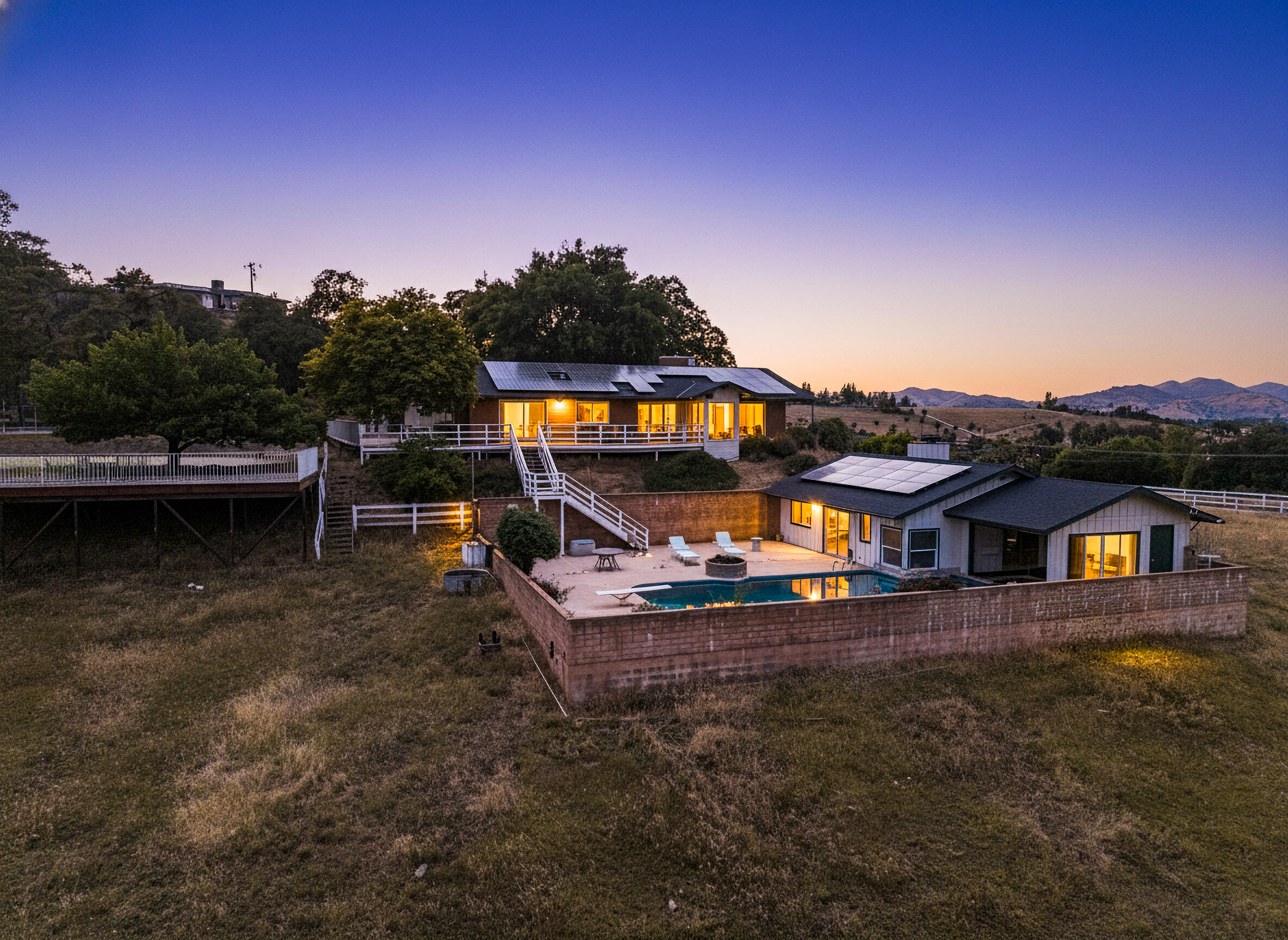 33295 Globe Dr, Springville, CA 93265