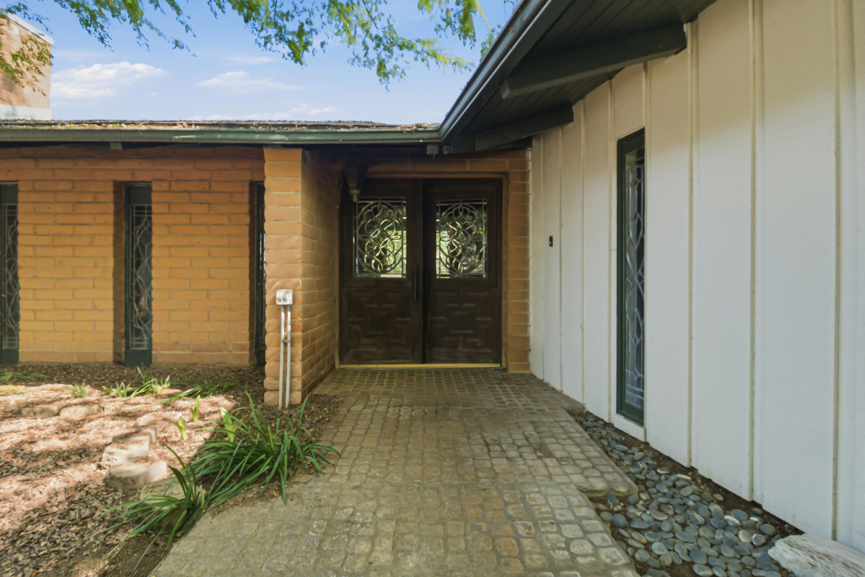 33295 Globe Dr, Springville, CA 93265