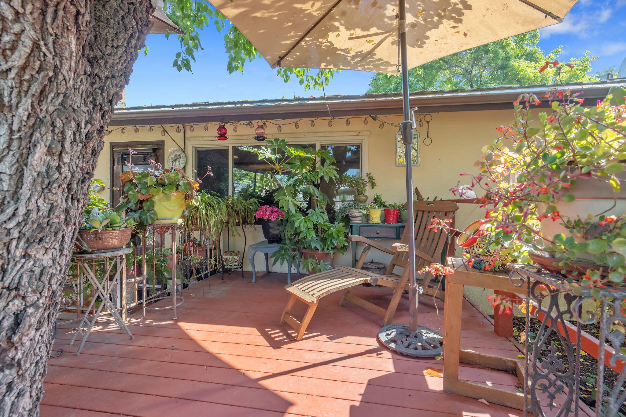 1009 S Rova Ct, Visalia, CA 93277