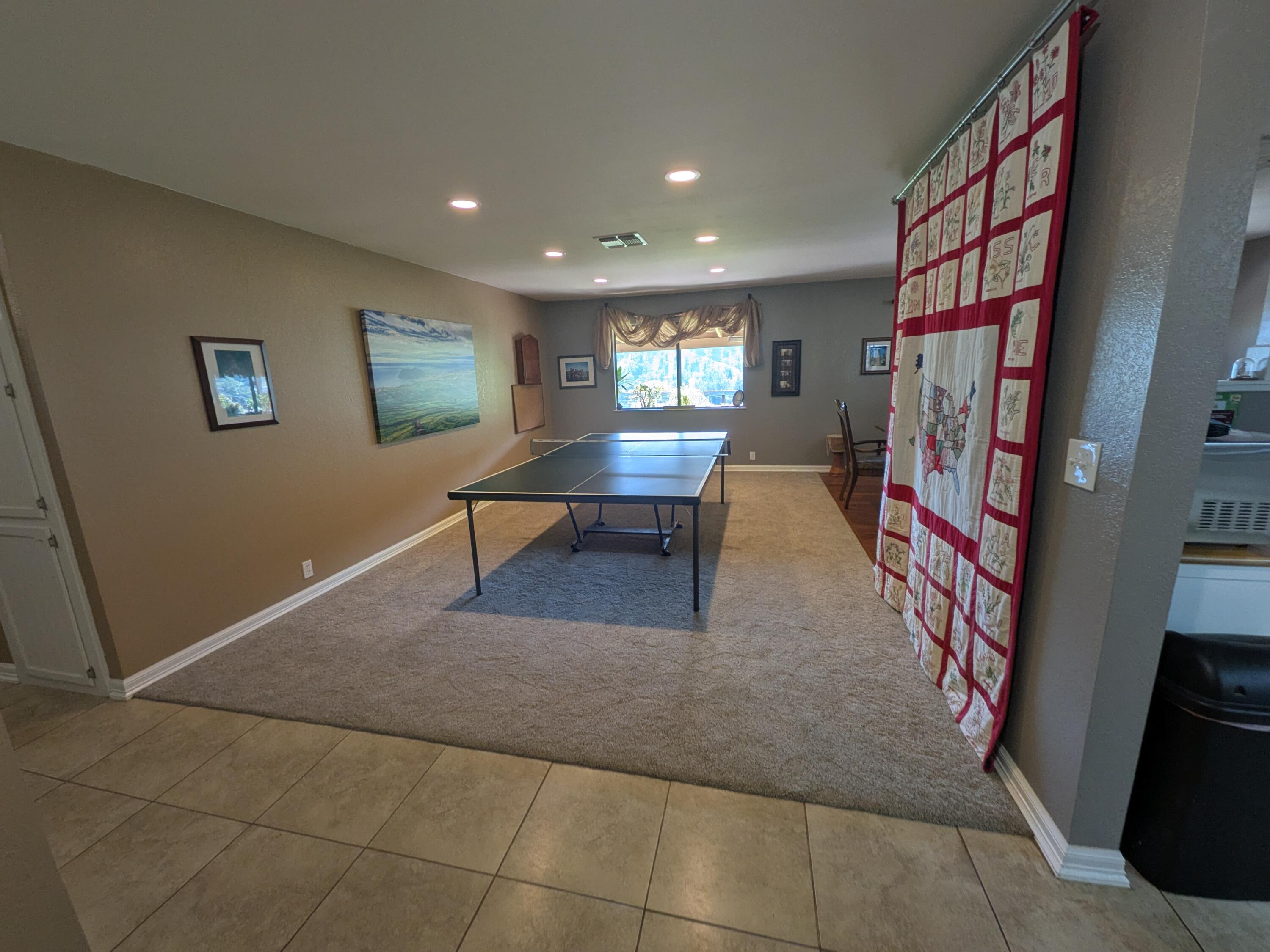 16440 Palomino Dr, Springville, CA 93265