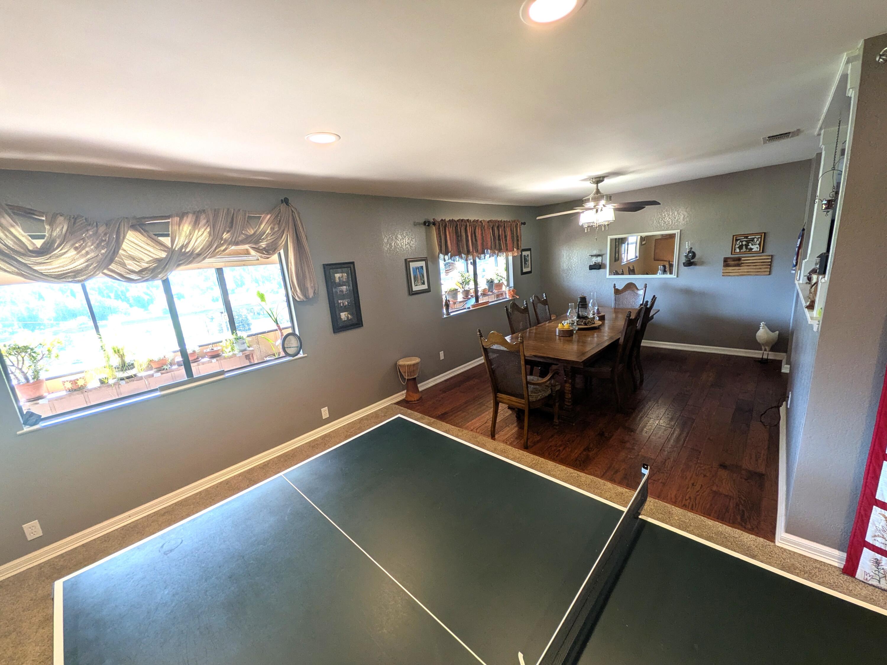 16440 Palomino Dr, Springville, CA 93265