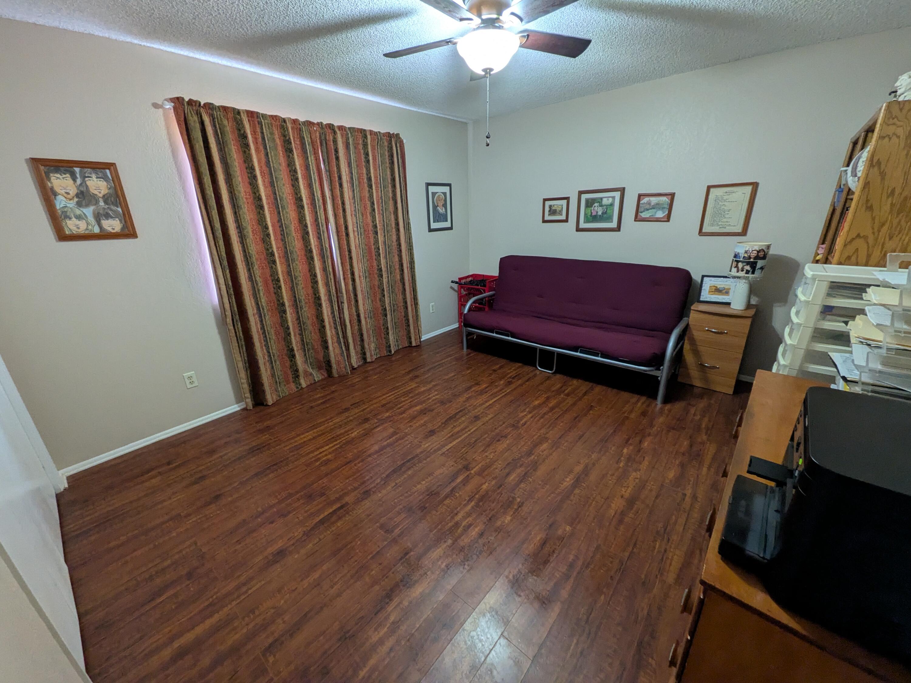 16440 Palomino Dr, Springville, CA 93265