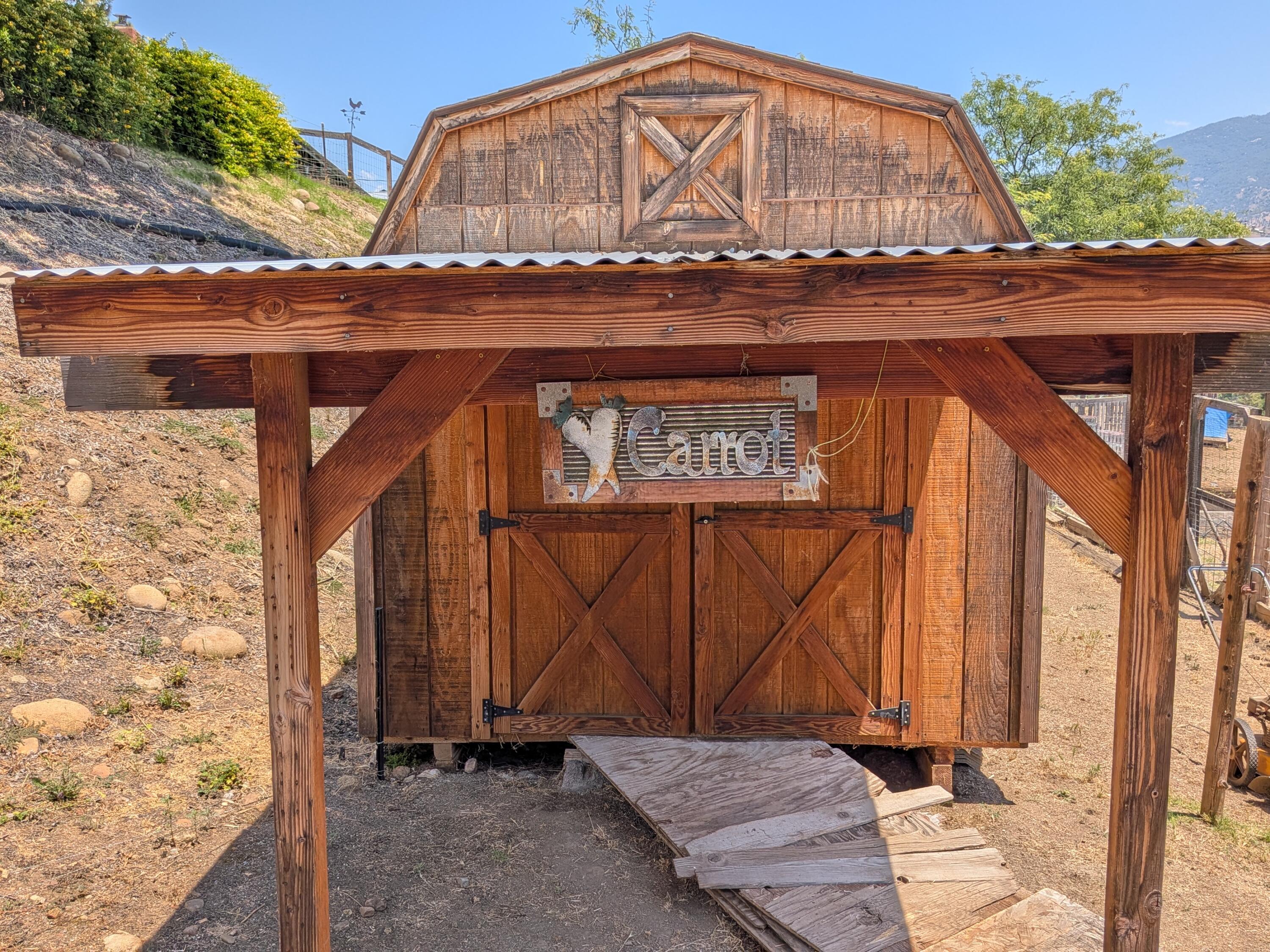 16440 Palomino Dr, Springville, CA 93265
