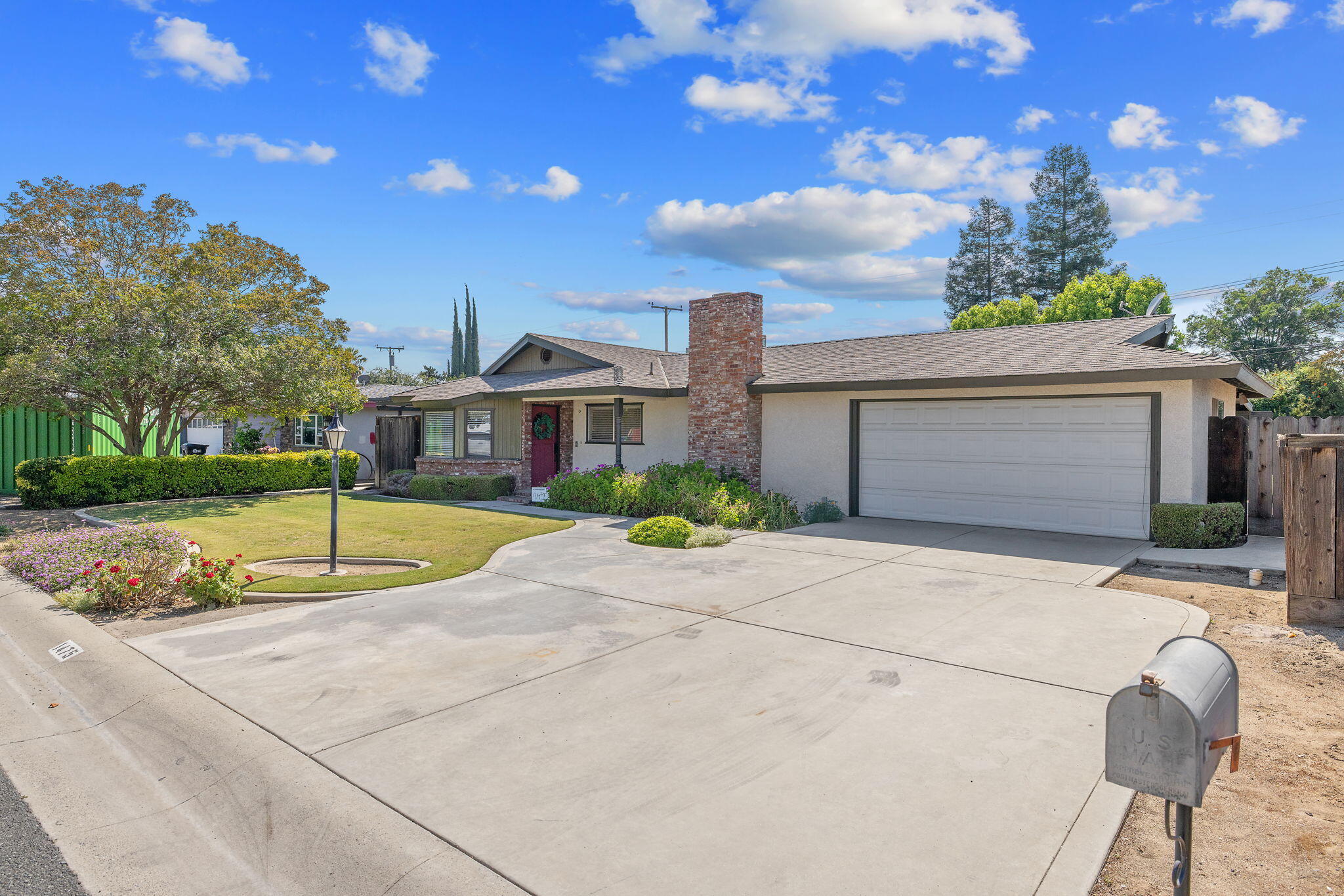 1475 N Westside St, Porterville, CA 93257