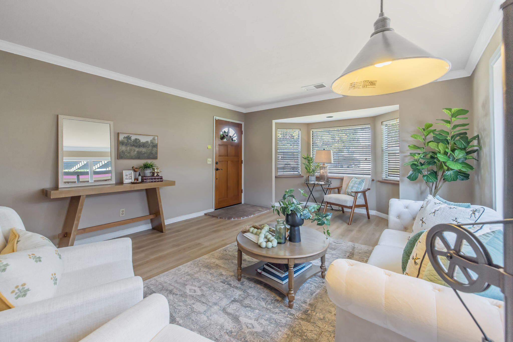 1475 N Westside St, Porterville, CA 93257