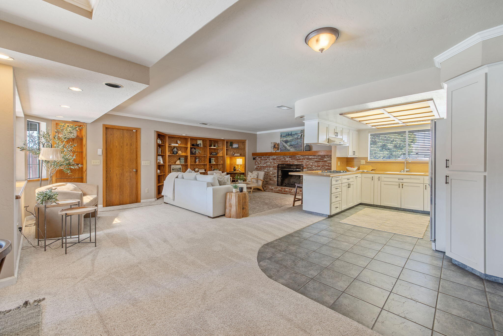 1475 N Westside St, Porterville, CA 93257