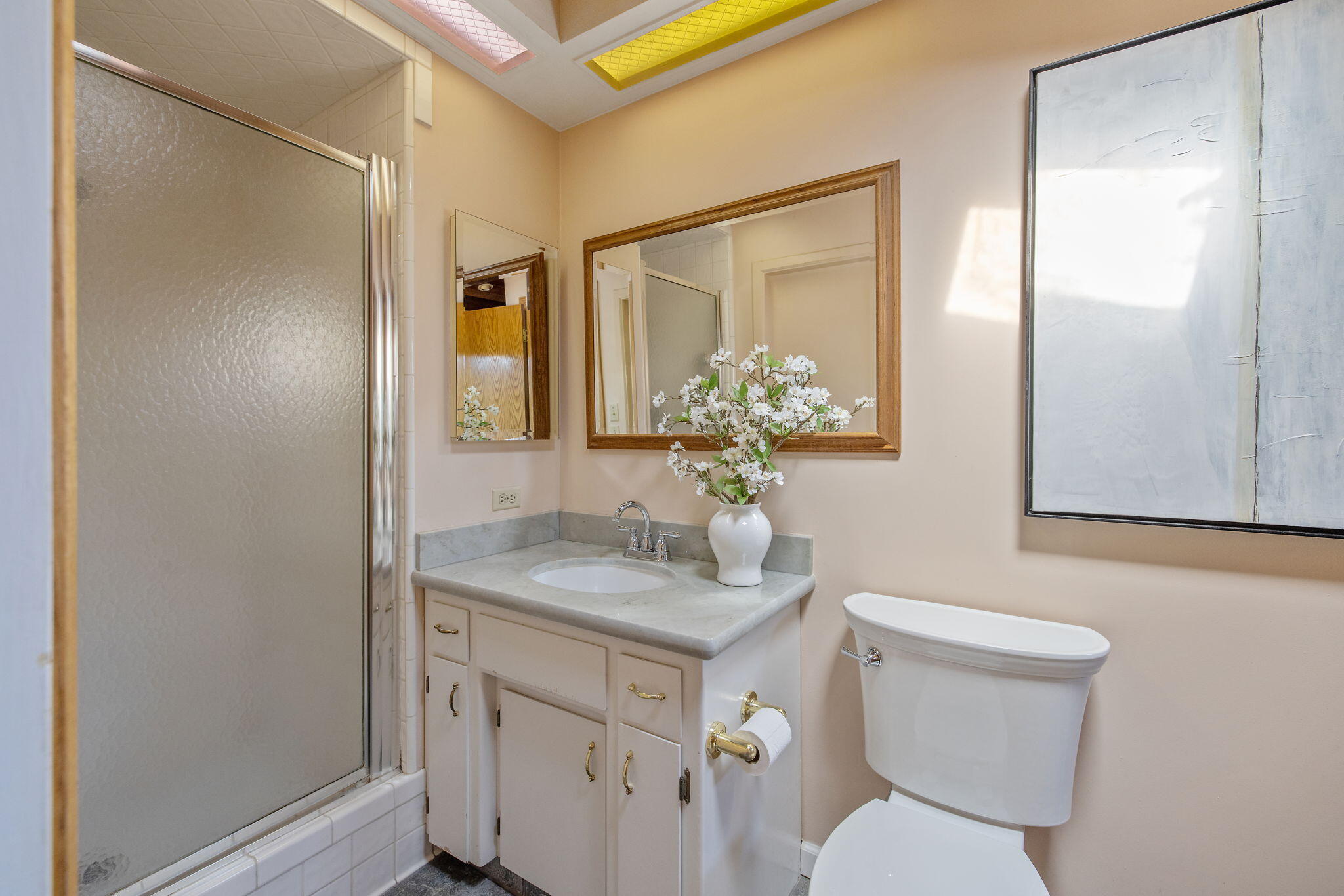1475 N Westside St, Porterville, CA 93257