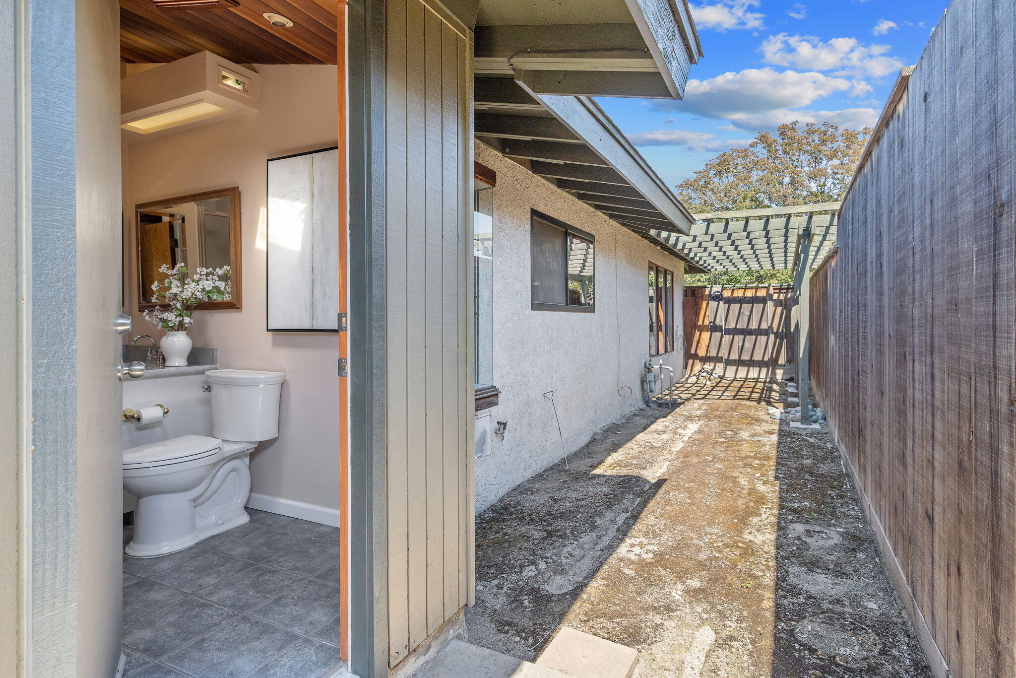 1475 N Westside St, Porterville, CA 93257