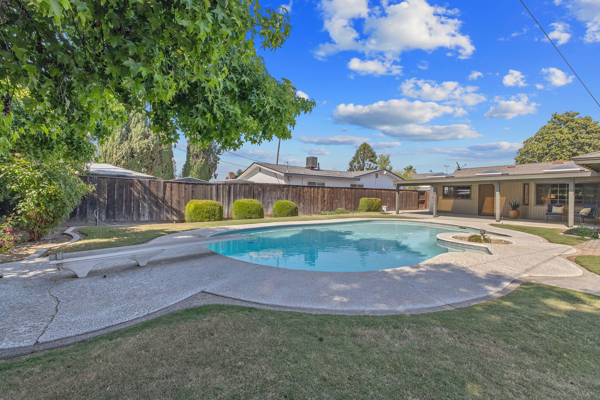 1475 N Westside St, Porterville, CA 93257