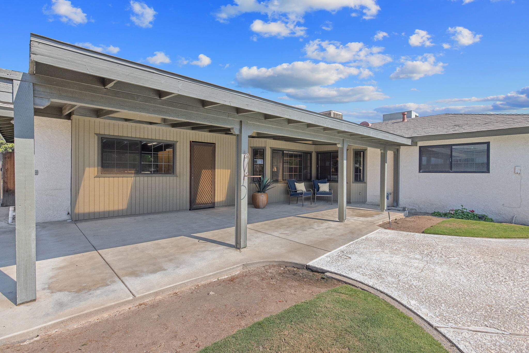 1475 N Westside St, Porterville, CA 93257