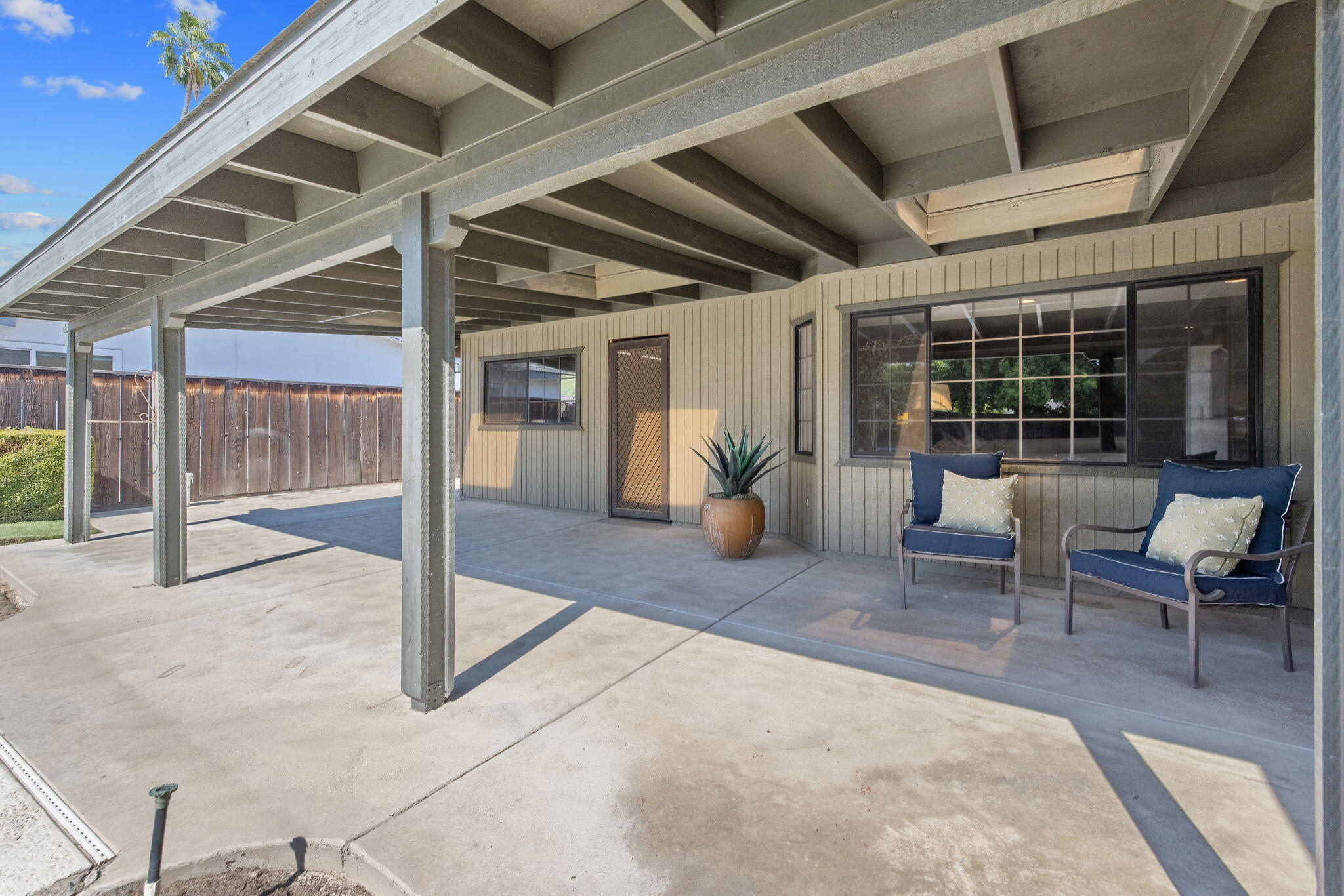 1475 N Westside St, Porterville, CA 93257
