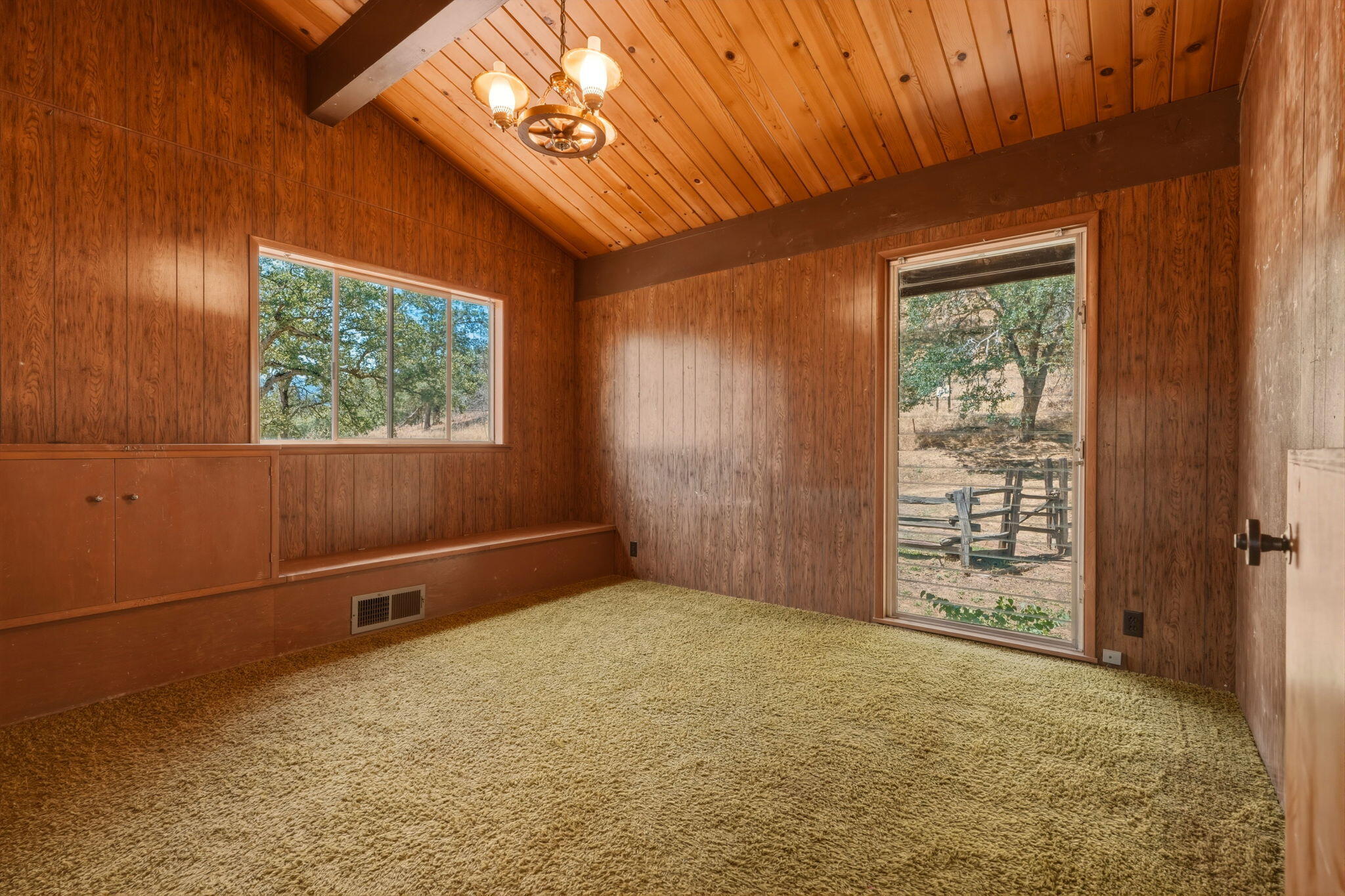 41855 North Fork Dr, Three Rivers, CA 93271