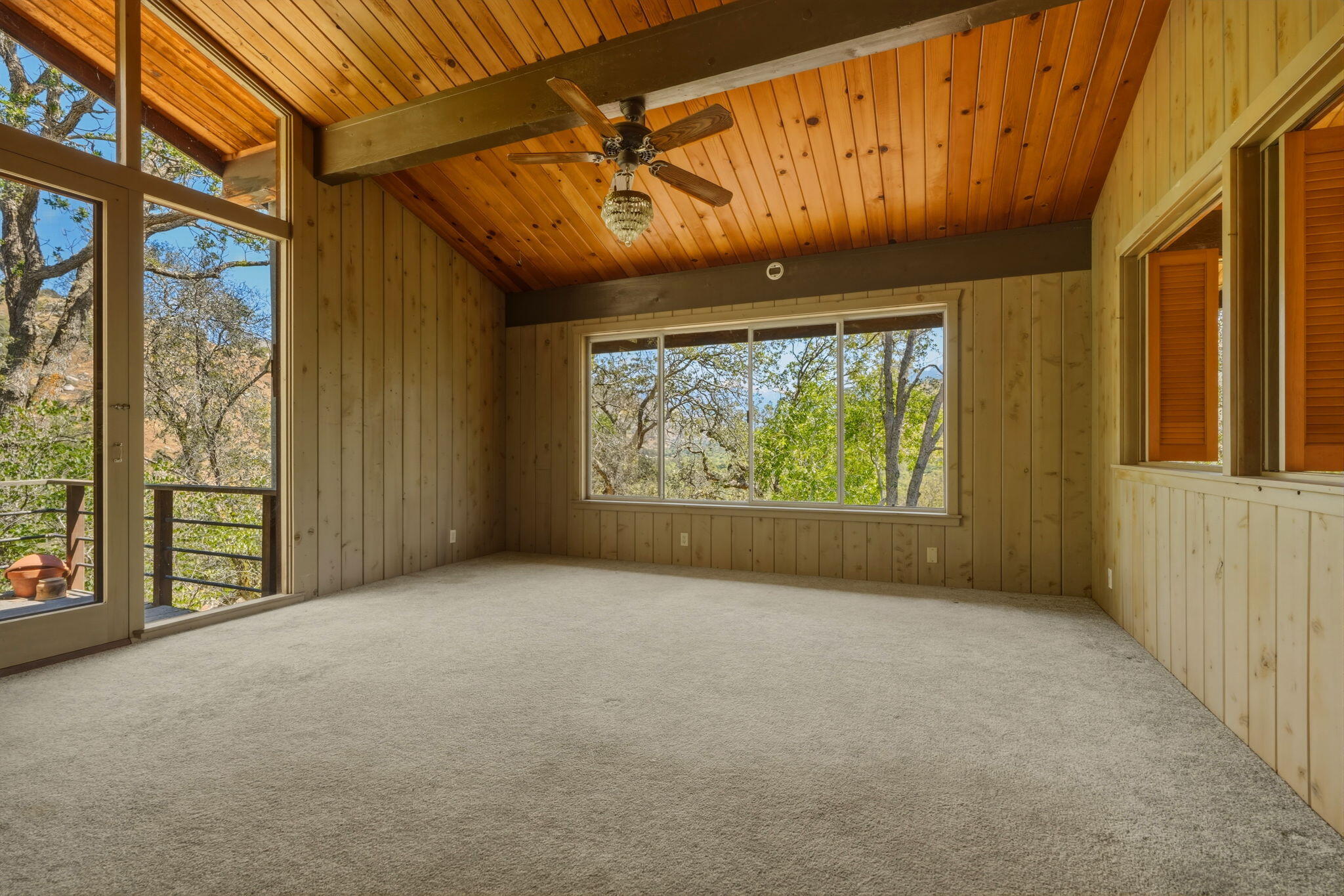 41855 North Fork Dr, Three Rivers, CA 93271