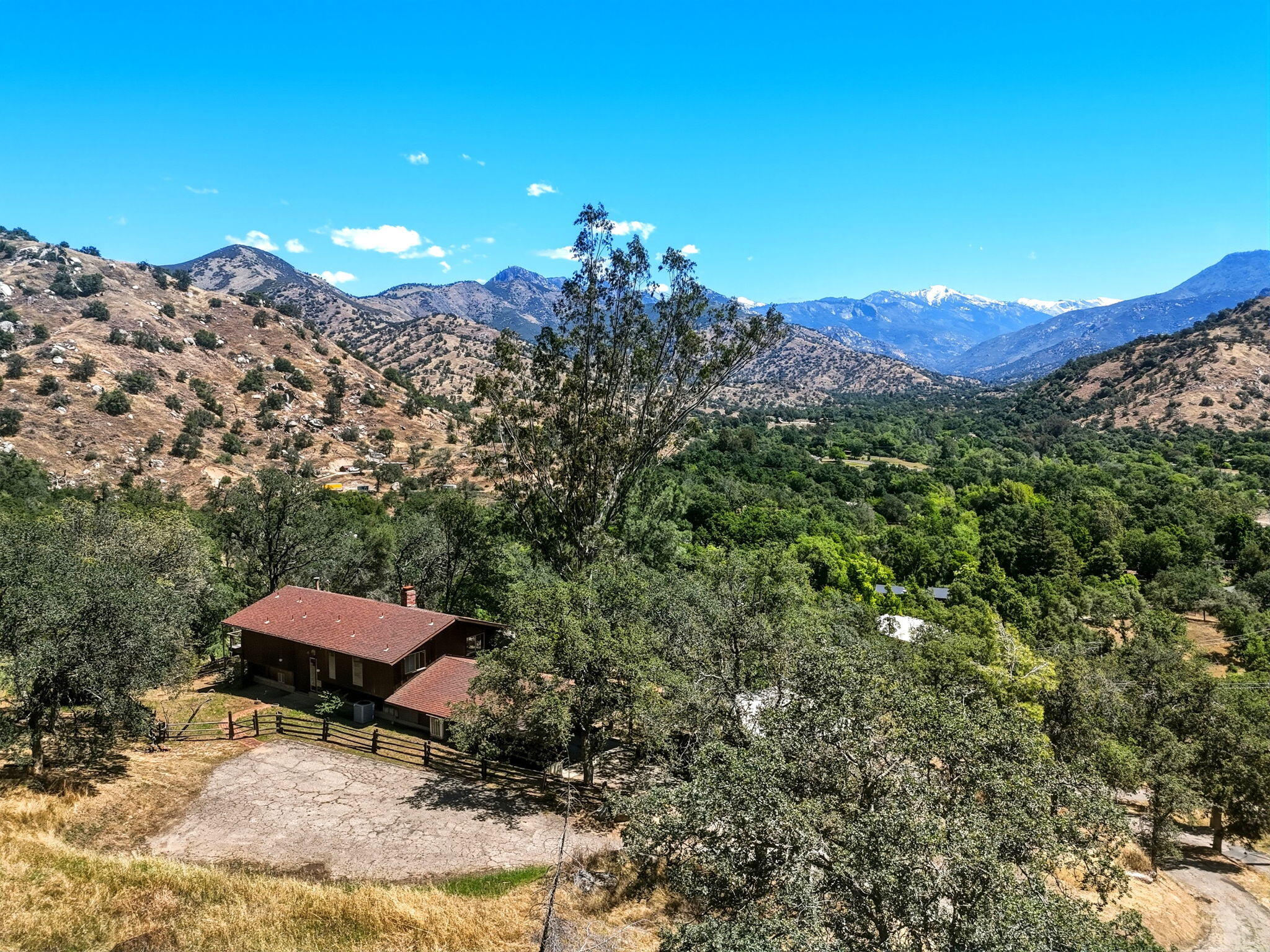 41855 North Fork Dr, Three Rivers, CA 93271