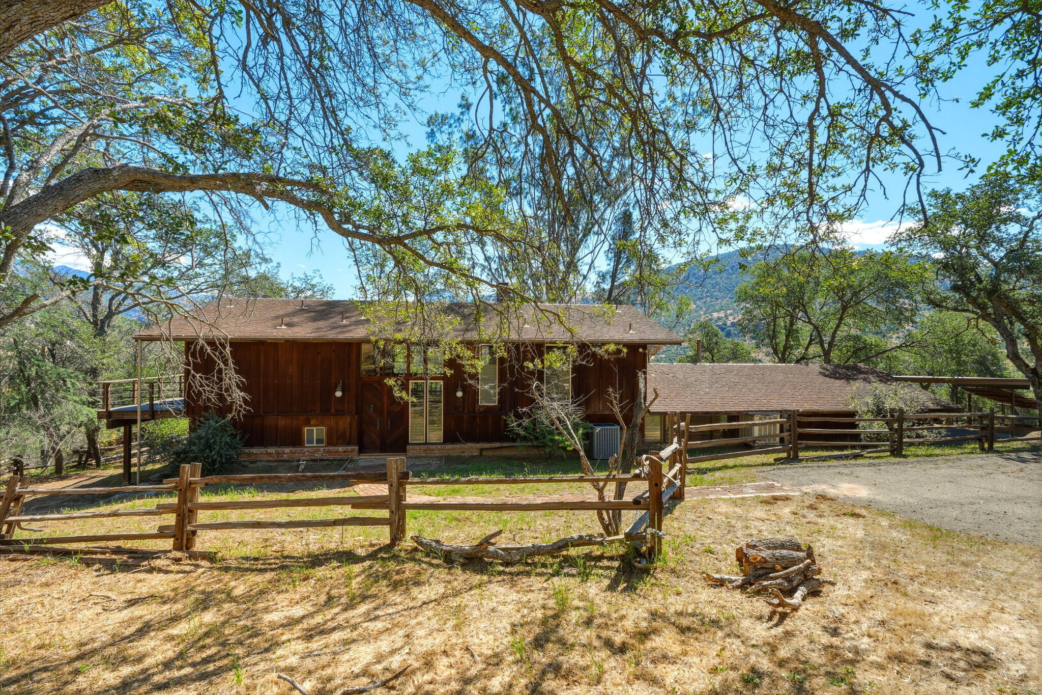 41855 North Fork Dr, Three Rivers, CA 93271