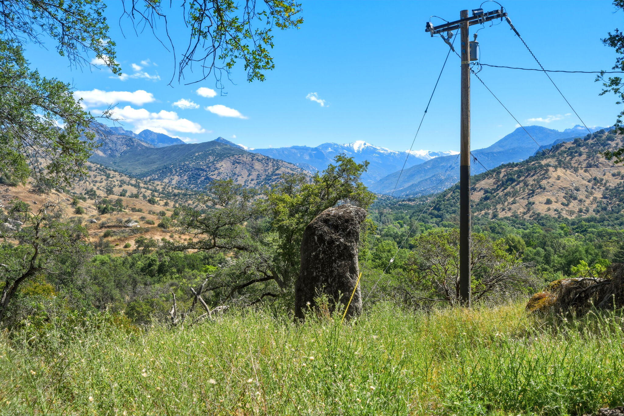 41855 North Fork Dr, Three Rivers, CA 93271