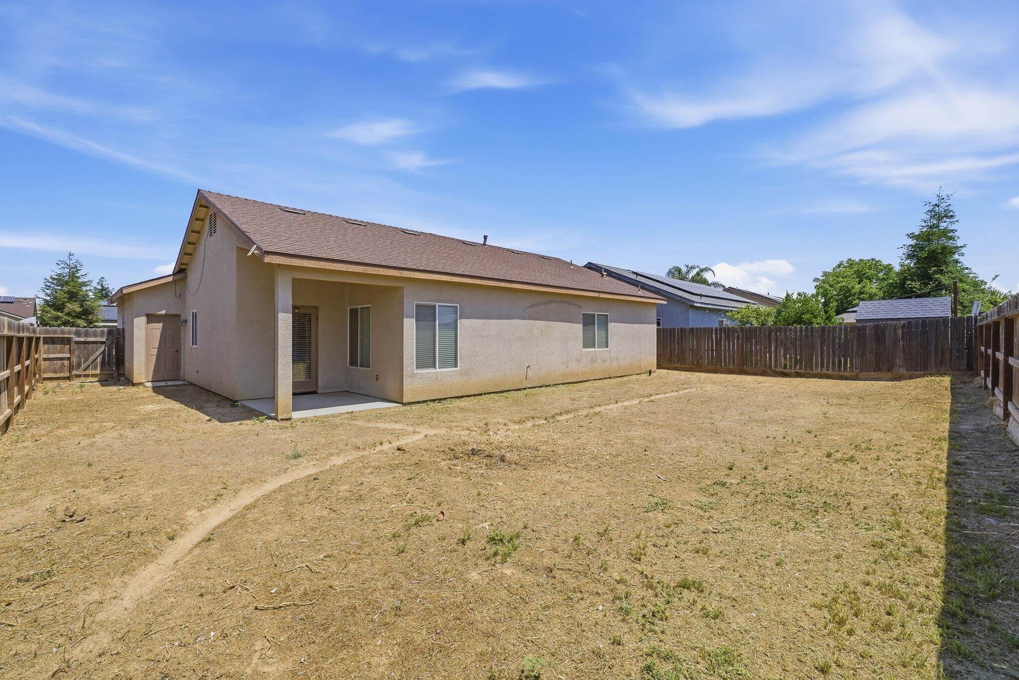 7337 Ashworth Ave, Visalia, CA 93291