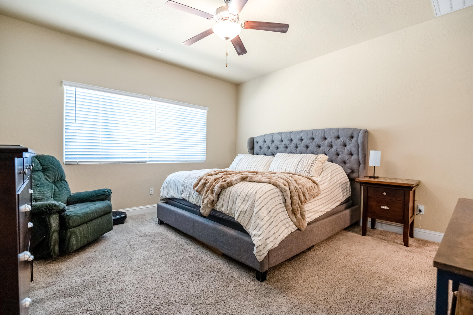 3632 E Meadow Ct, Visalia, CA 93292