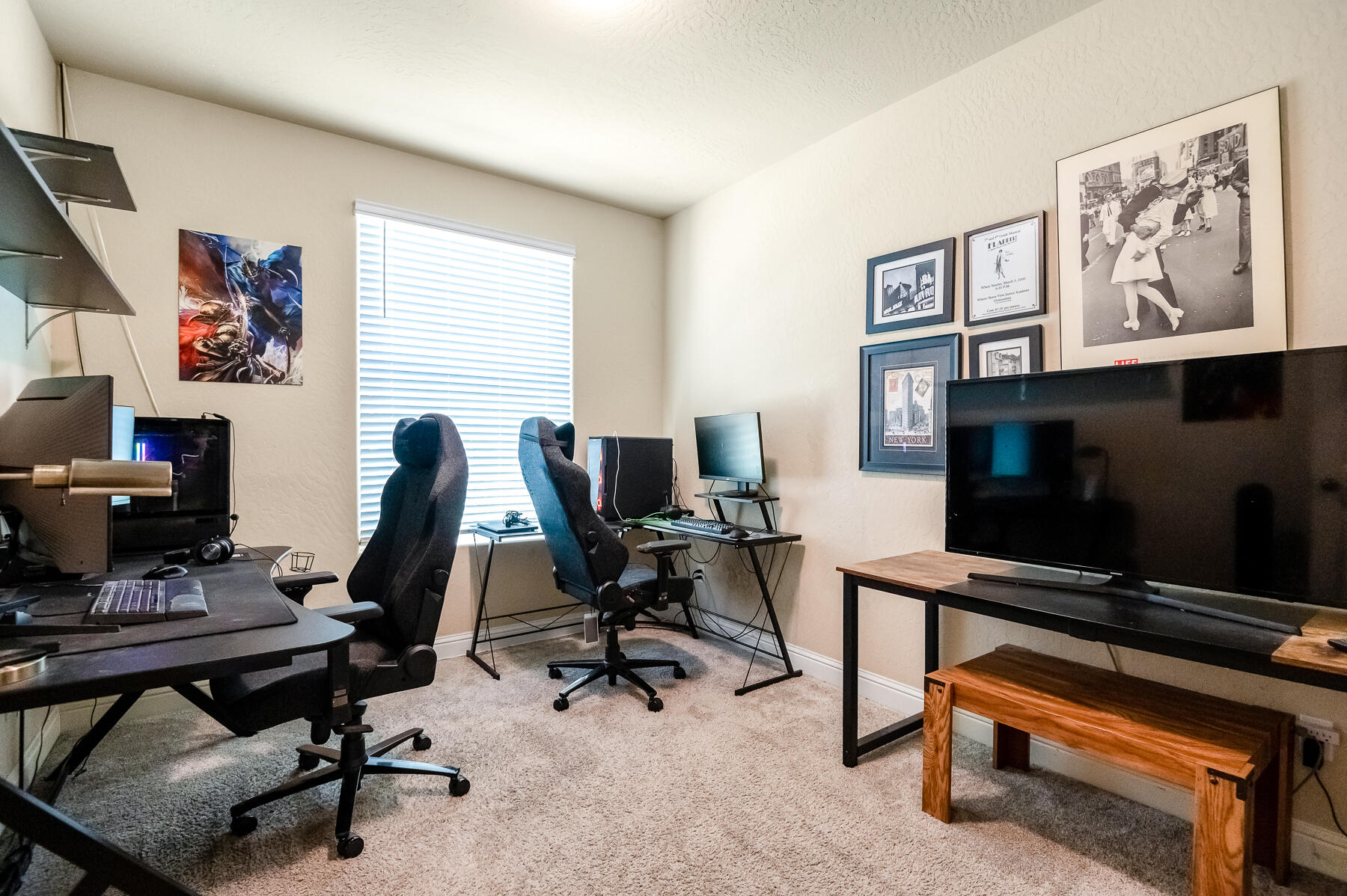 3632 E Meadow Ct, Visalia, CA 93292