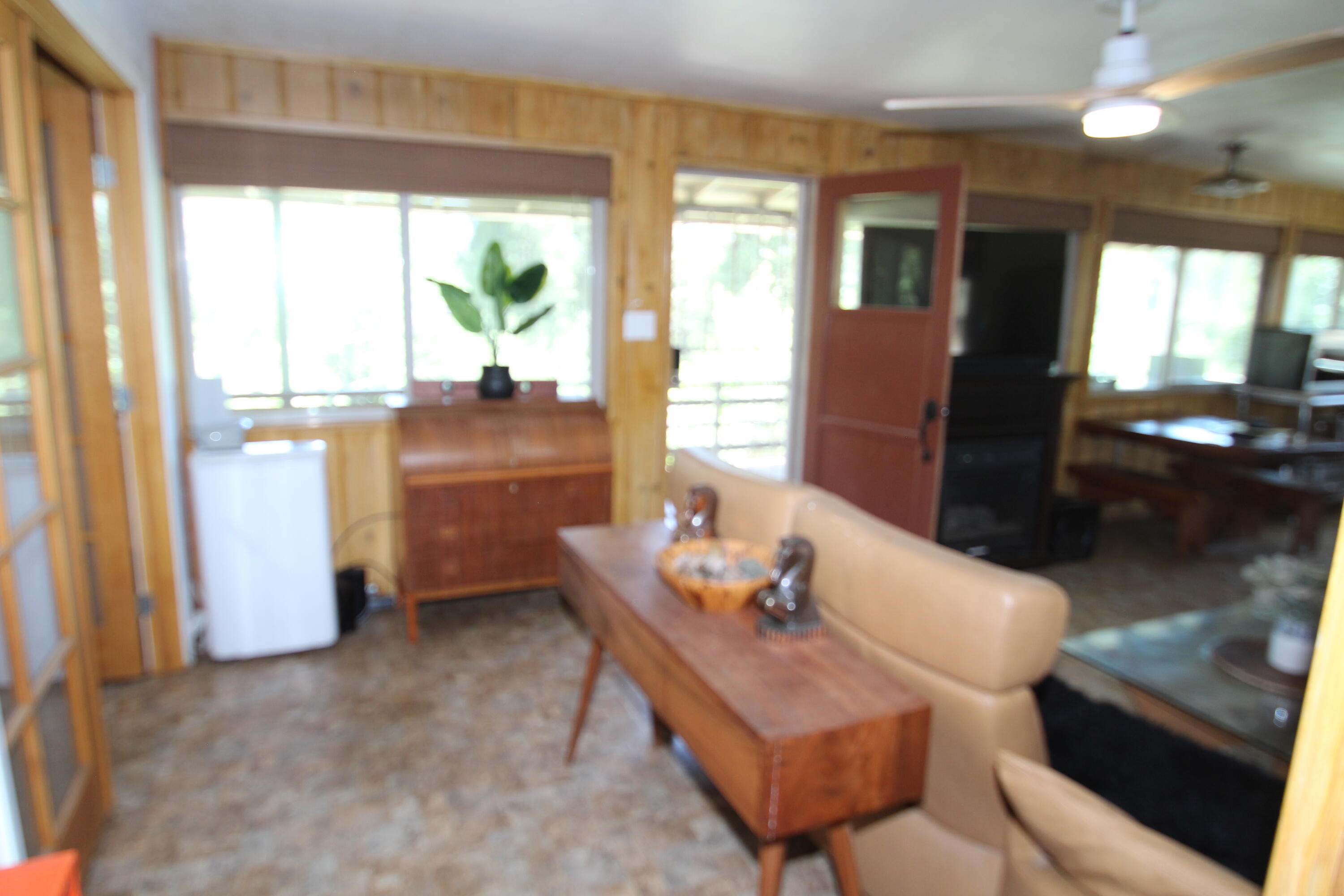 427 Sutherland, Springville, CA 93265
