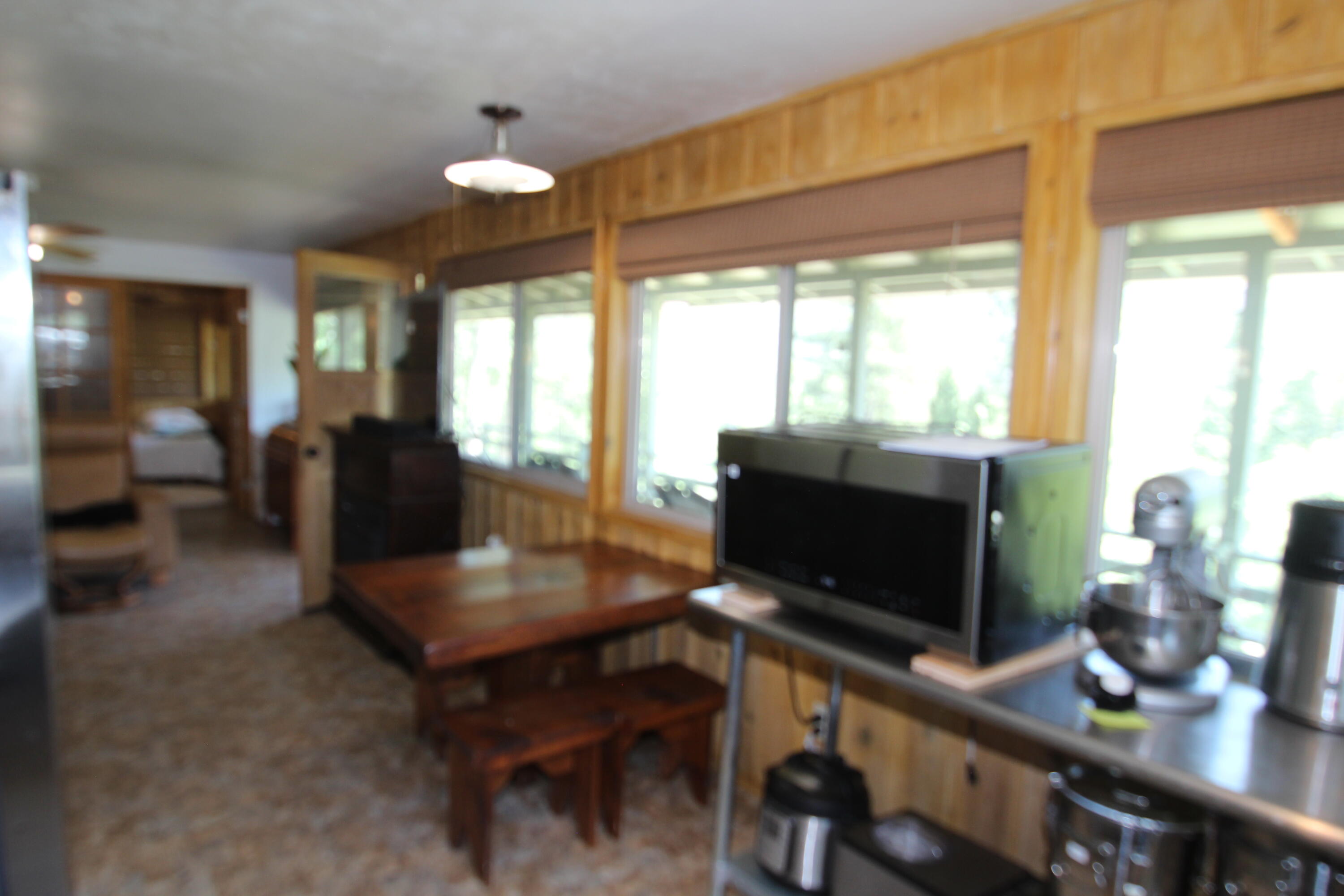 427 Sutherland, Springville, CA 93265
