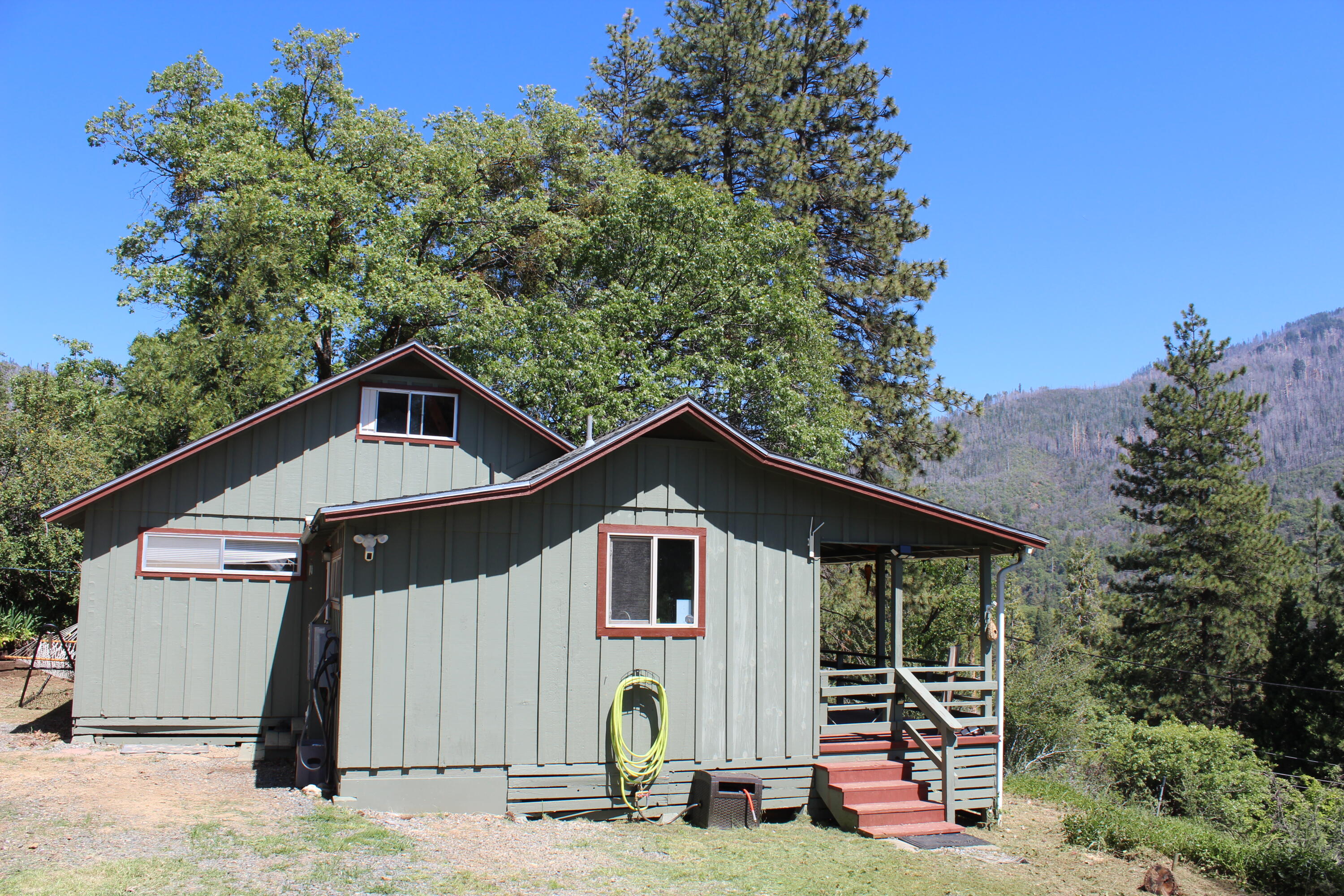 427 Sutherland, Springville, CA 93265