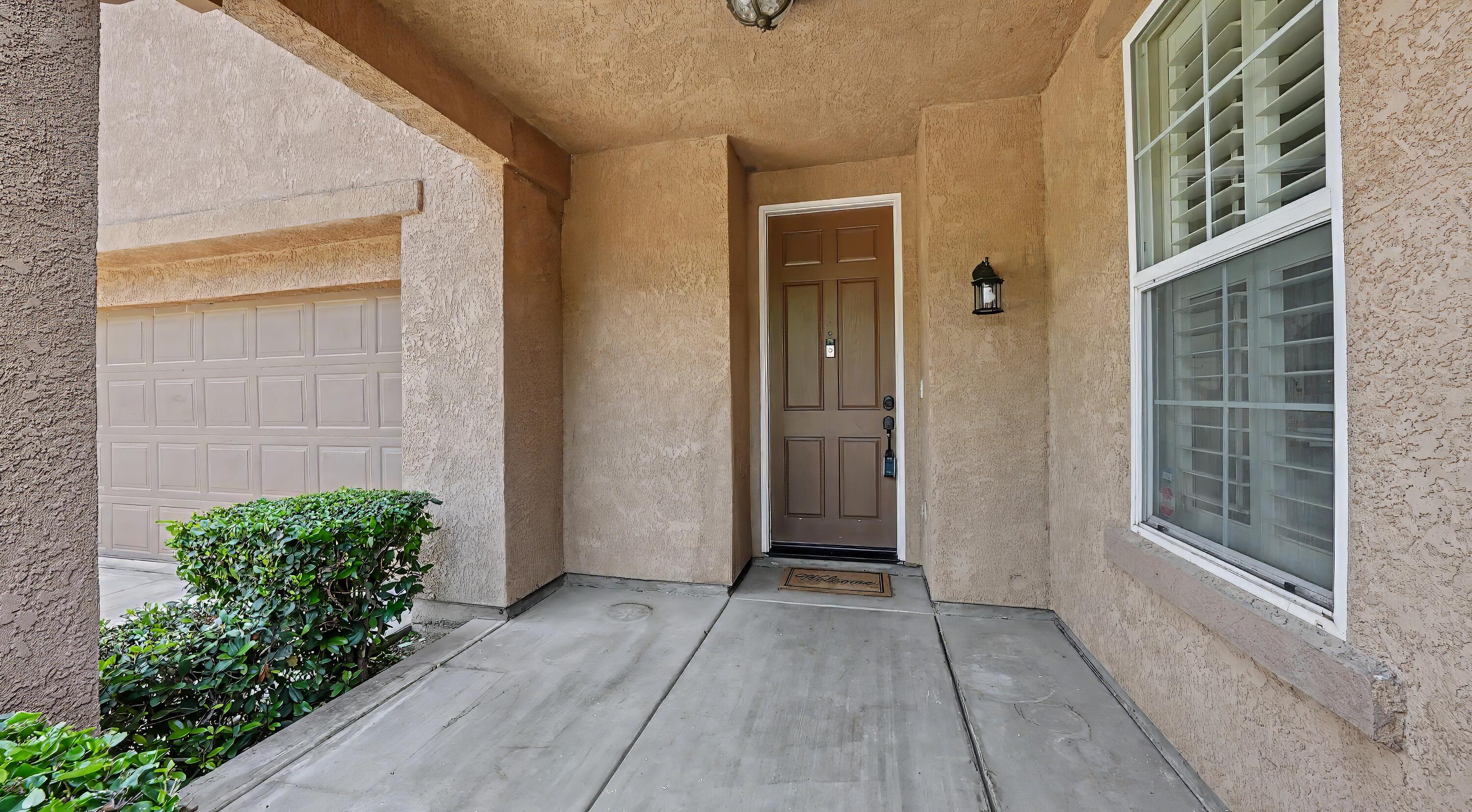 1534 N Oliveto Ct, Visalia, CA 93291