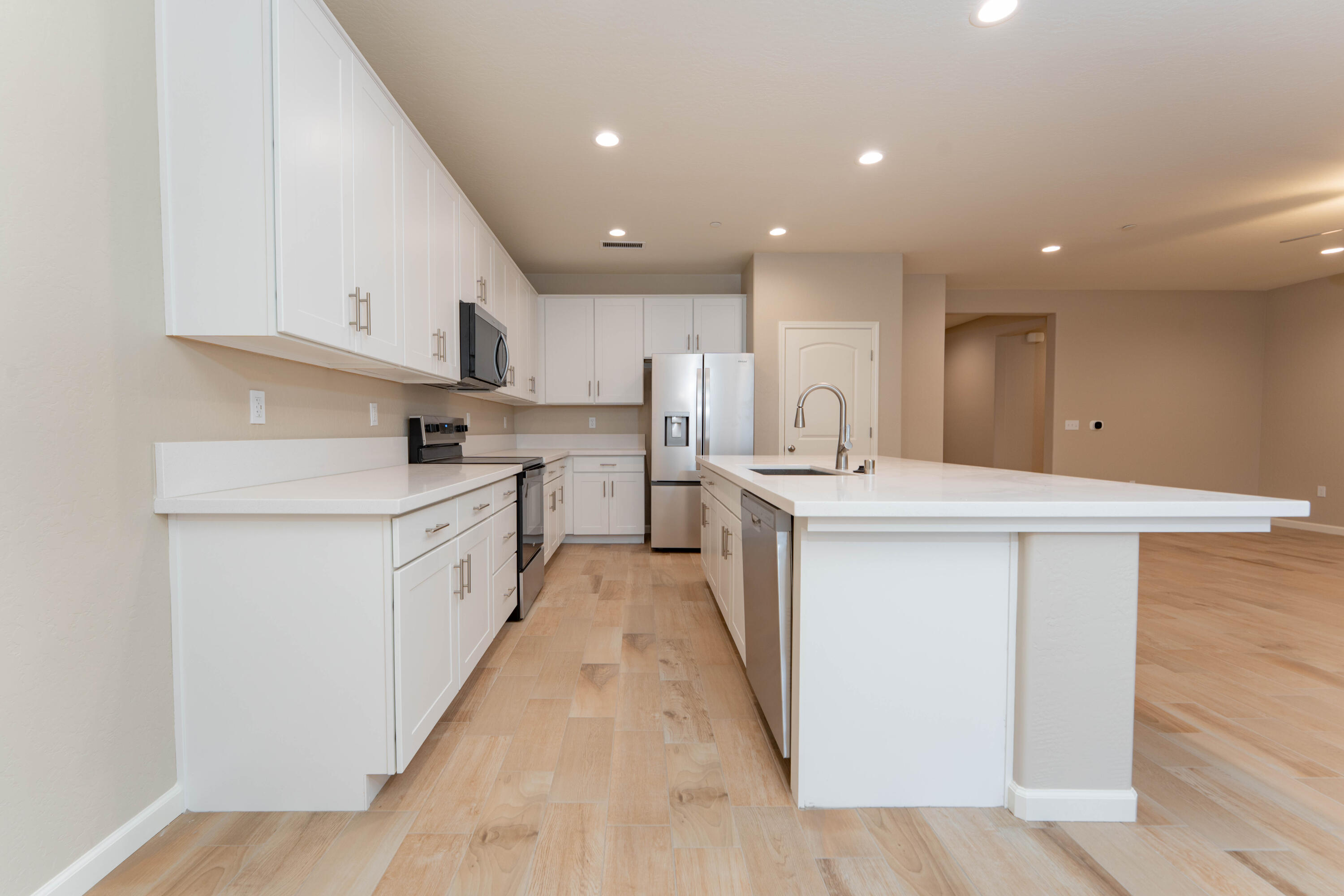 30480 Bellwood Rd, Visalia, CA 93291