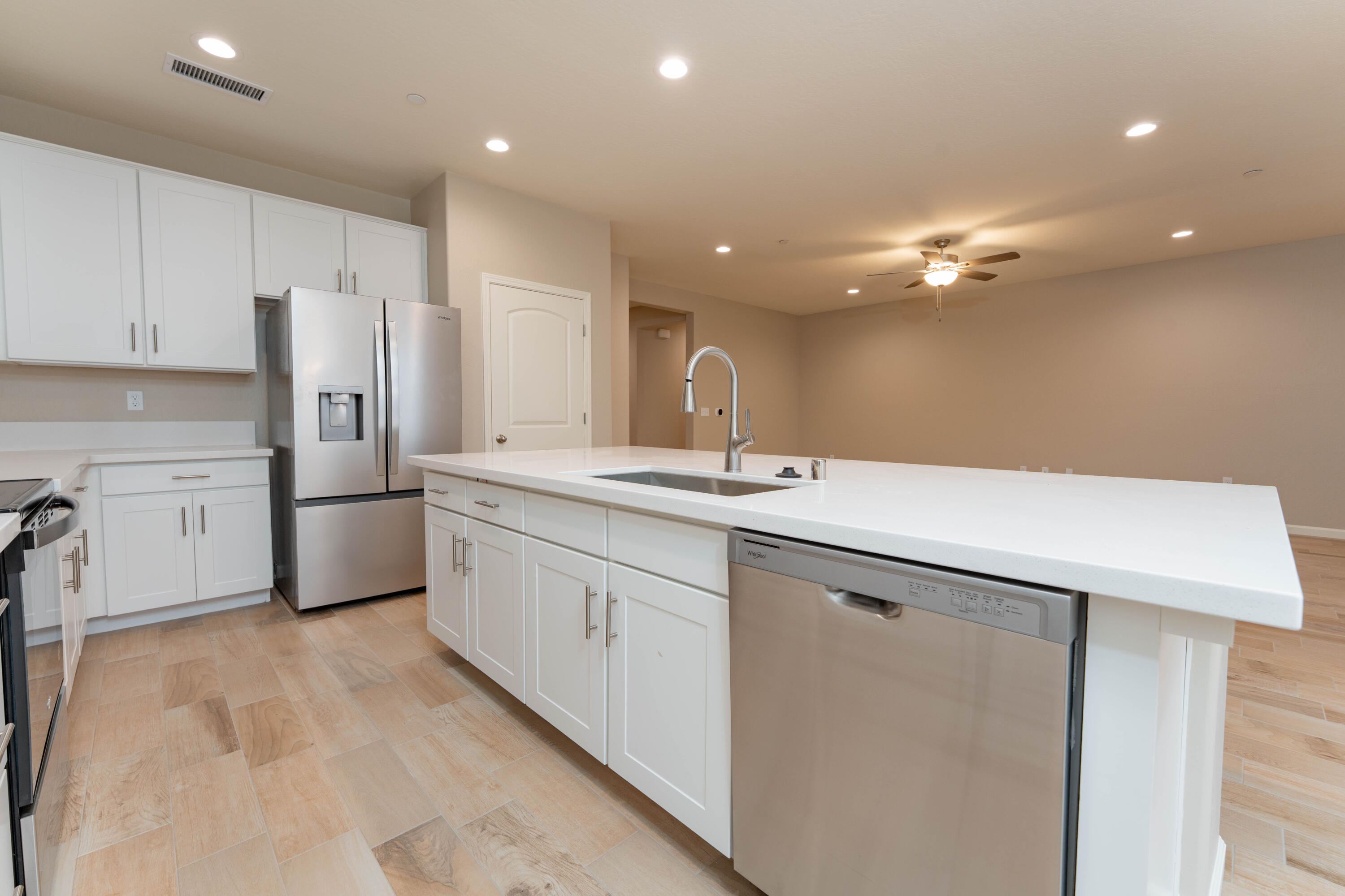 30480 Bellwood Rd, Visalia, CA 93291