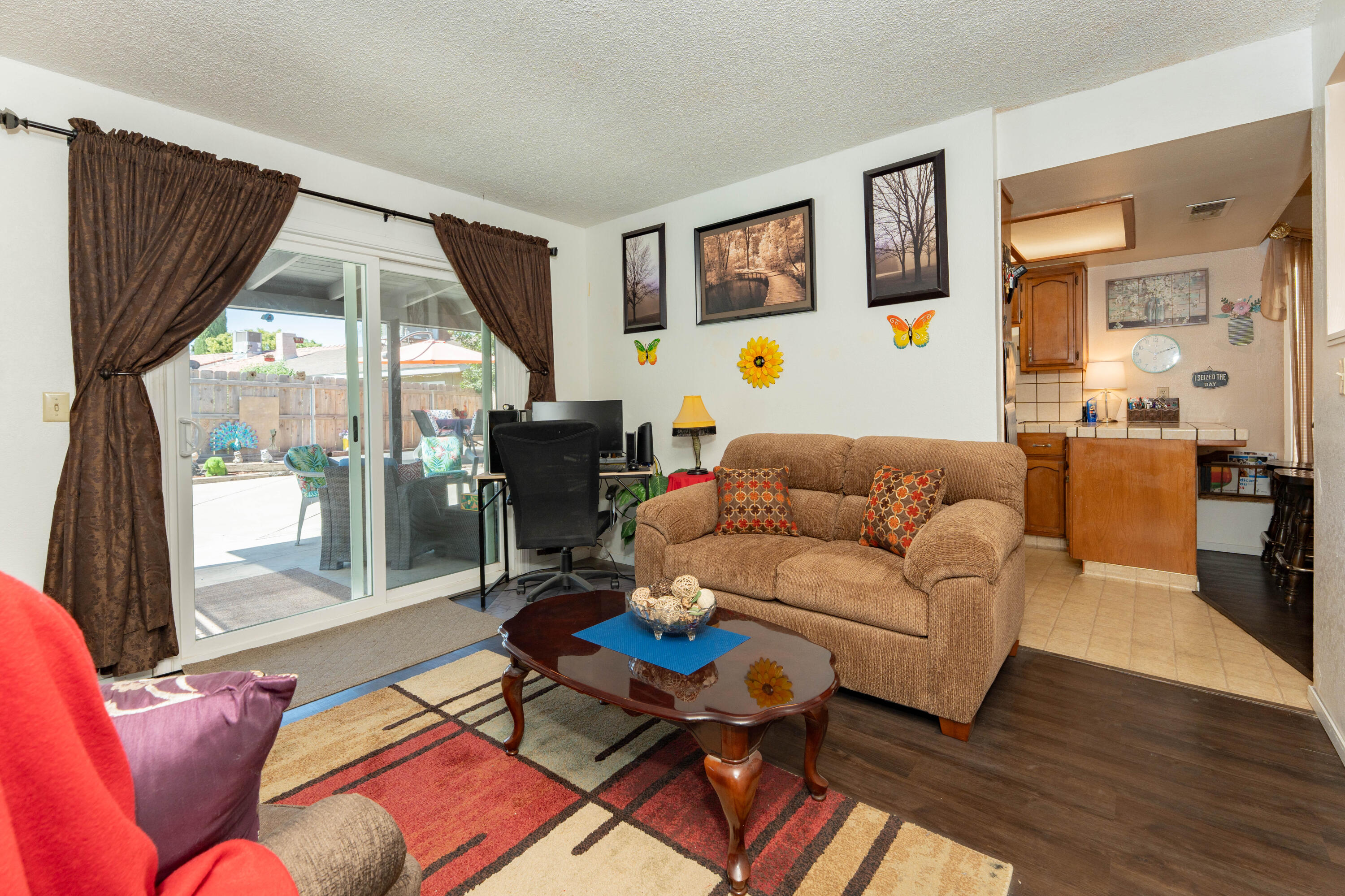 1681 W Wall Ln, Porterville, CA 93257