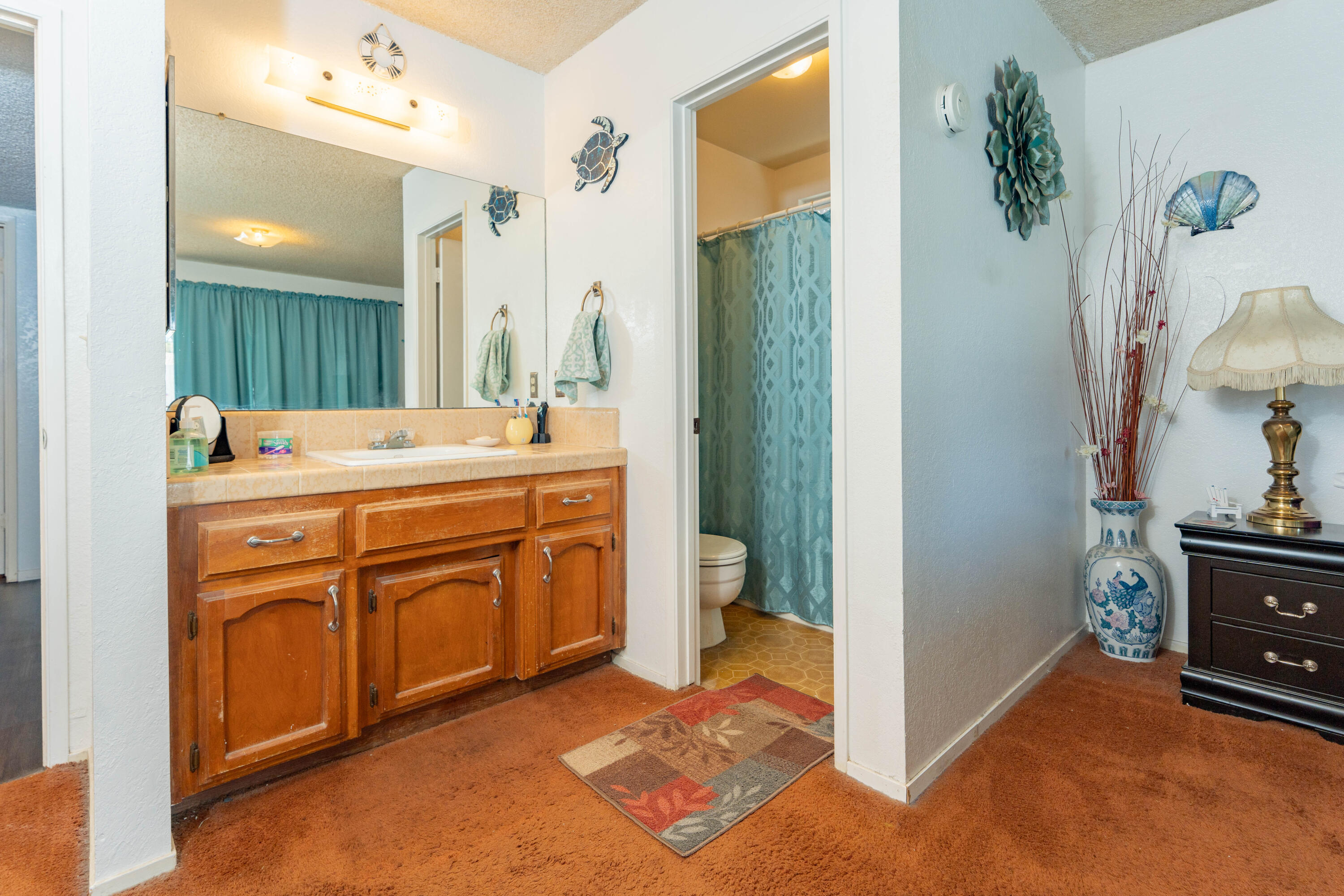 1681 W Wall Ln, Porterville, CA 93257