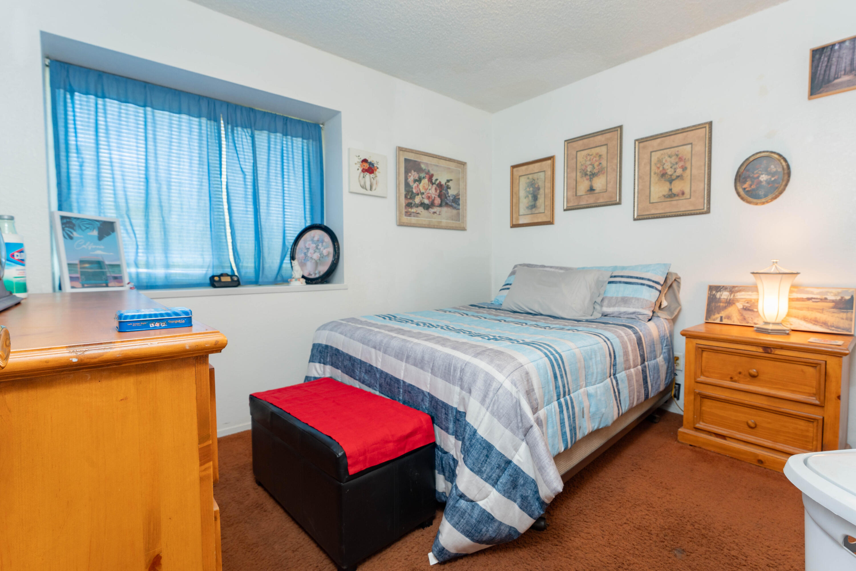 1681 W Wall Ln, Porterville, CA 93257