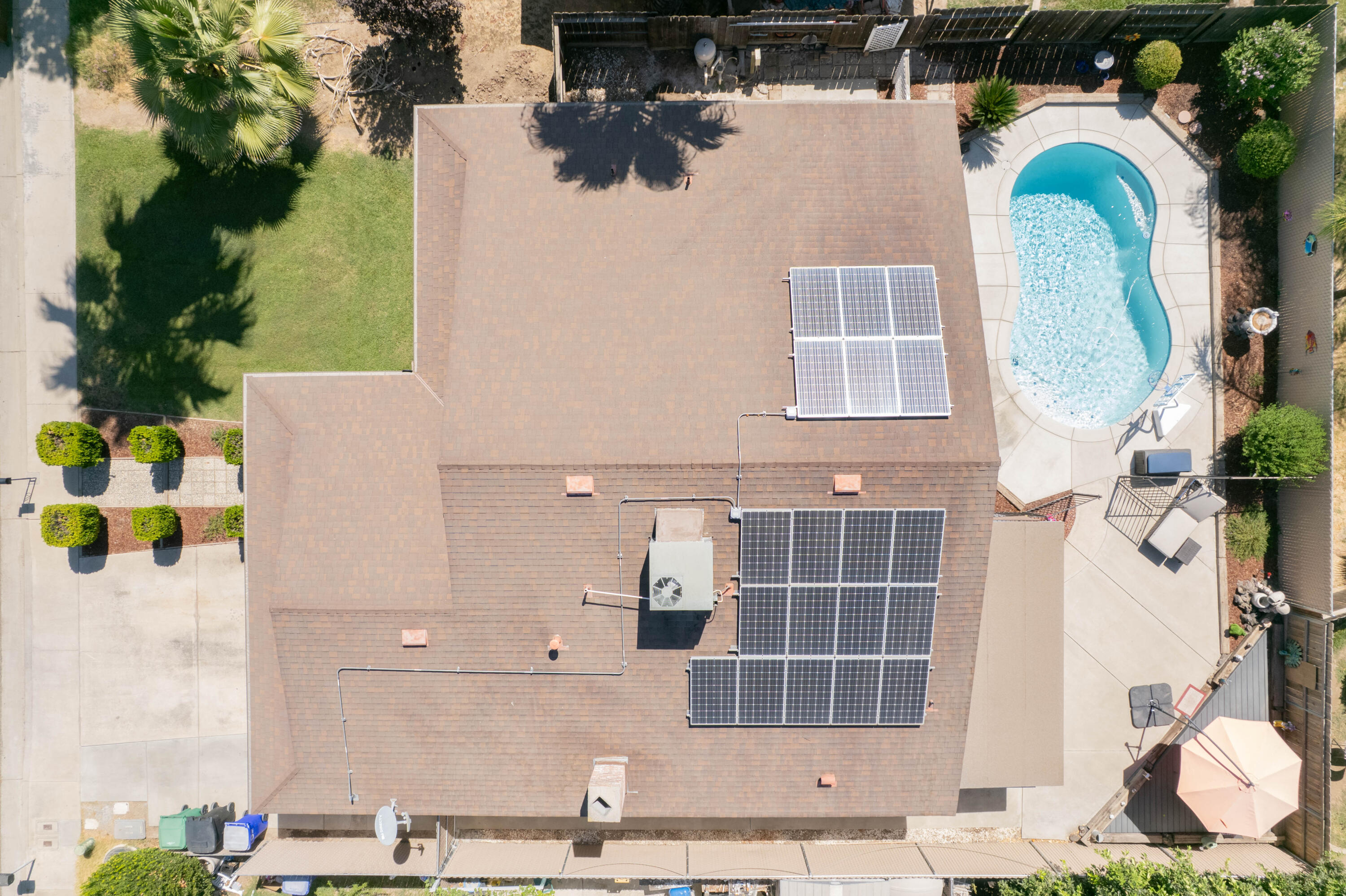 1681 W Wall Ln, Porterville, CA 93257
