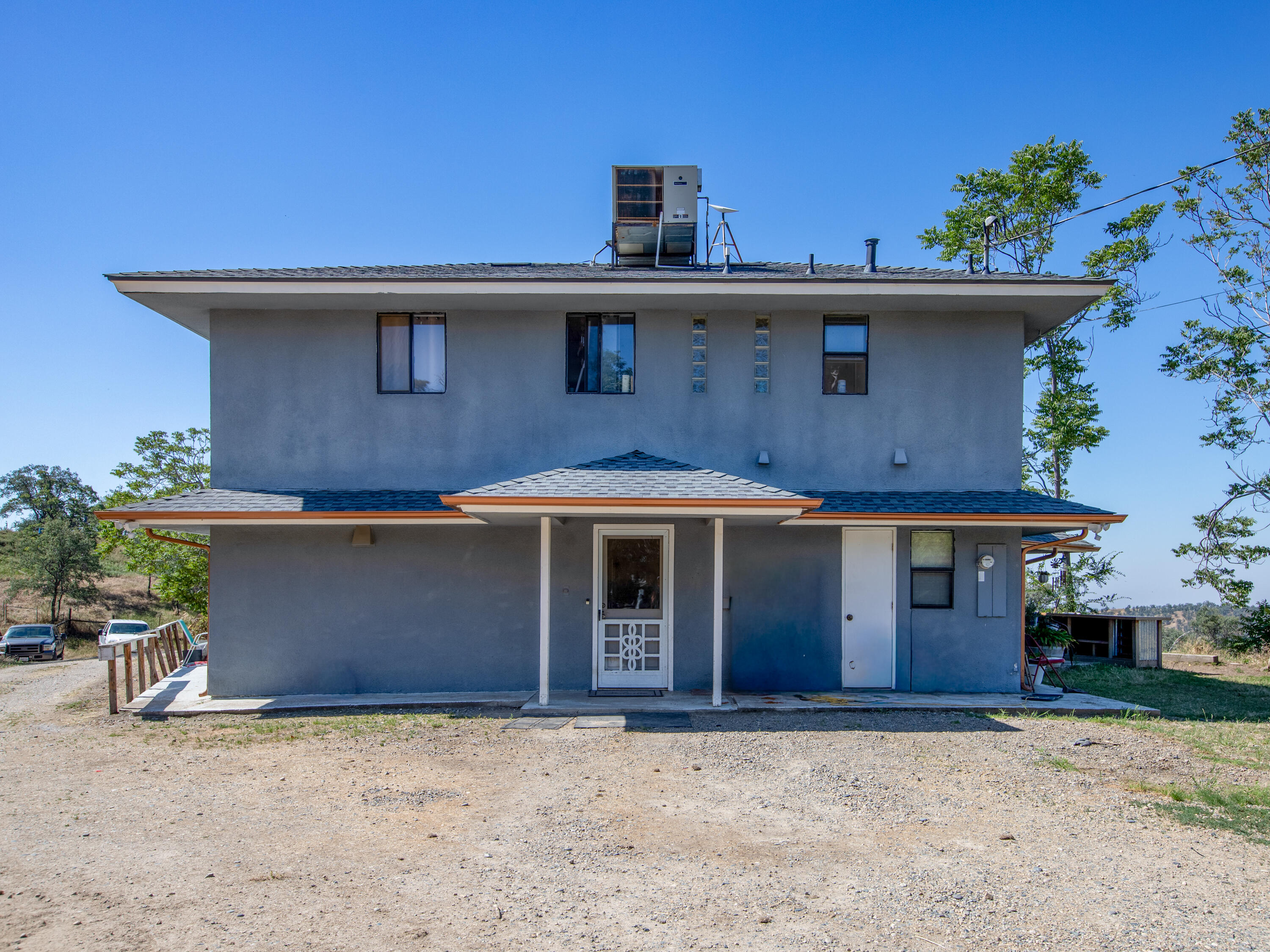 34141 Bronco Ln, Yokuts Valley, CA 93675