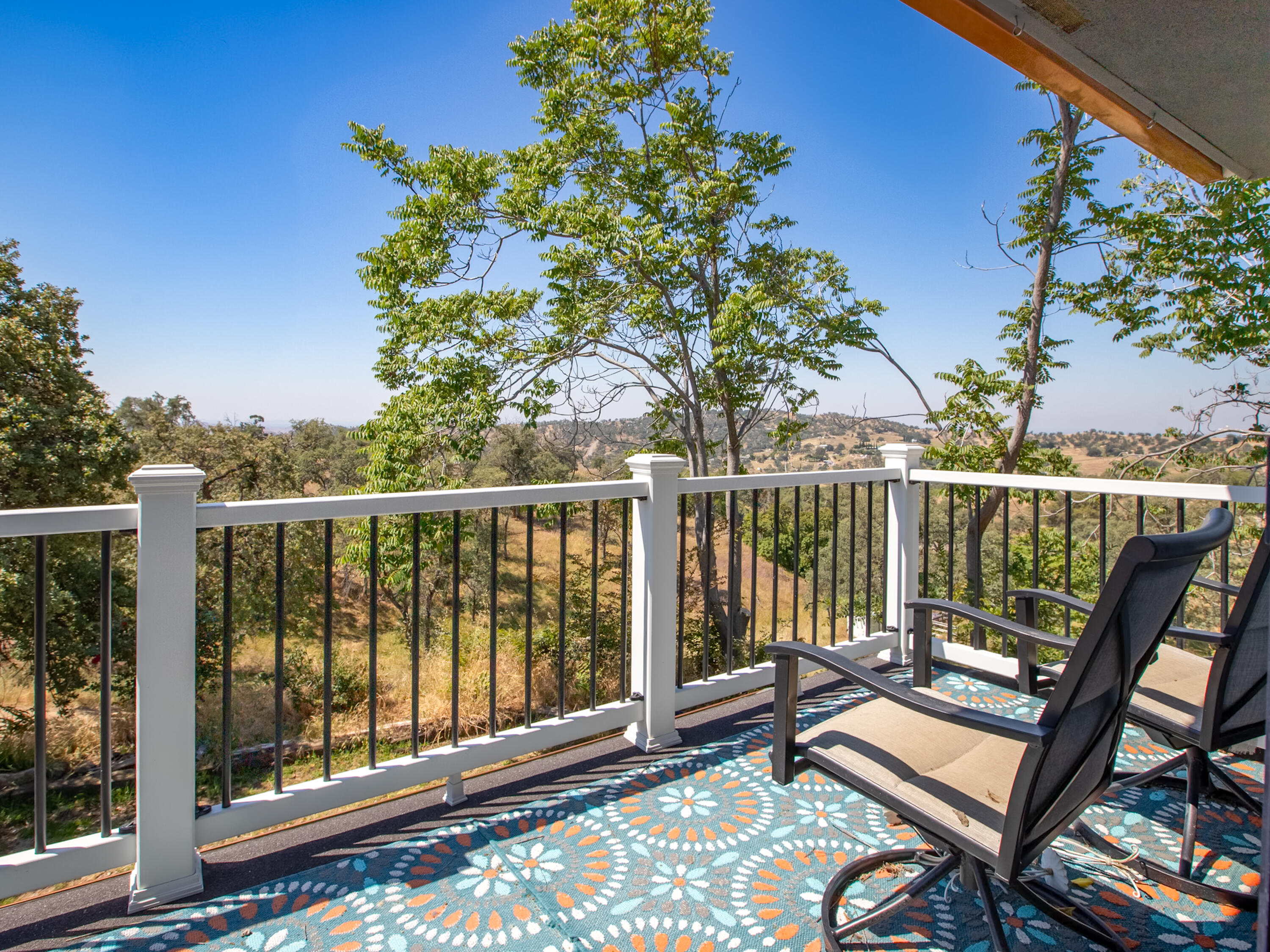 34141 Bronco Ln, Yokuts Valley, CA 93675