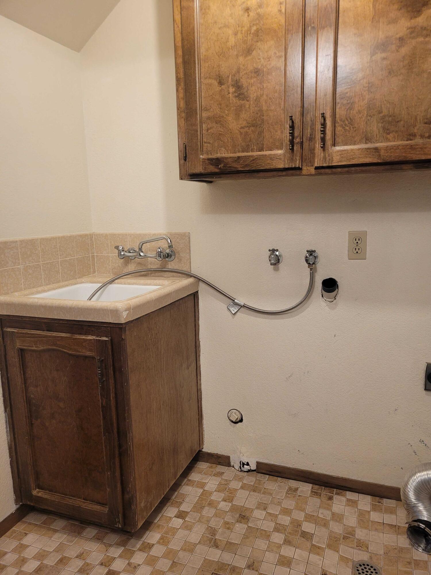 511 N Murry St, Porterville, CA 93257