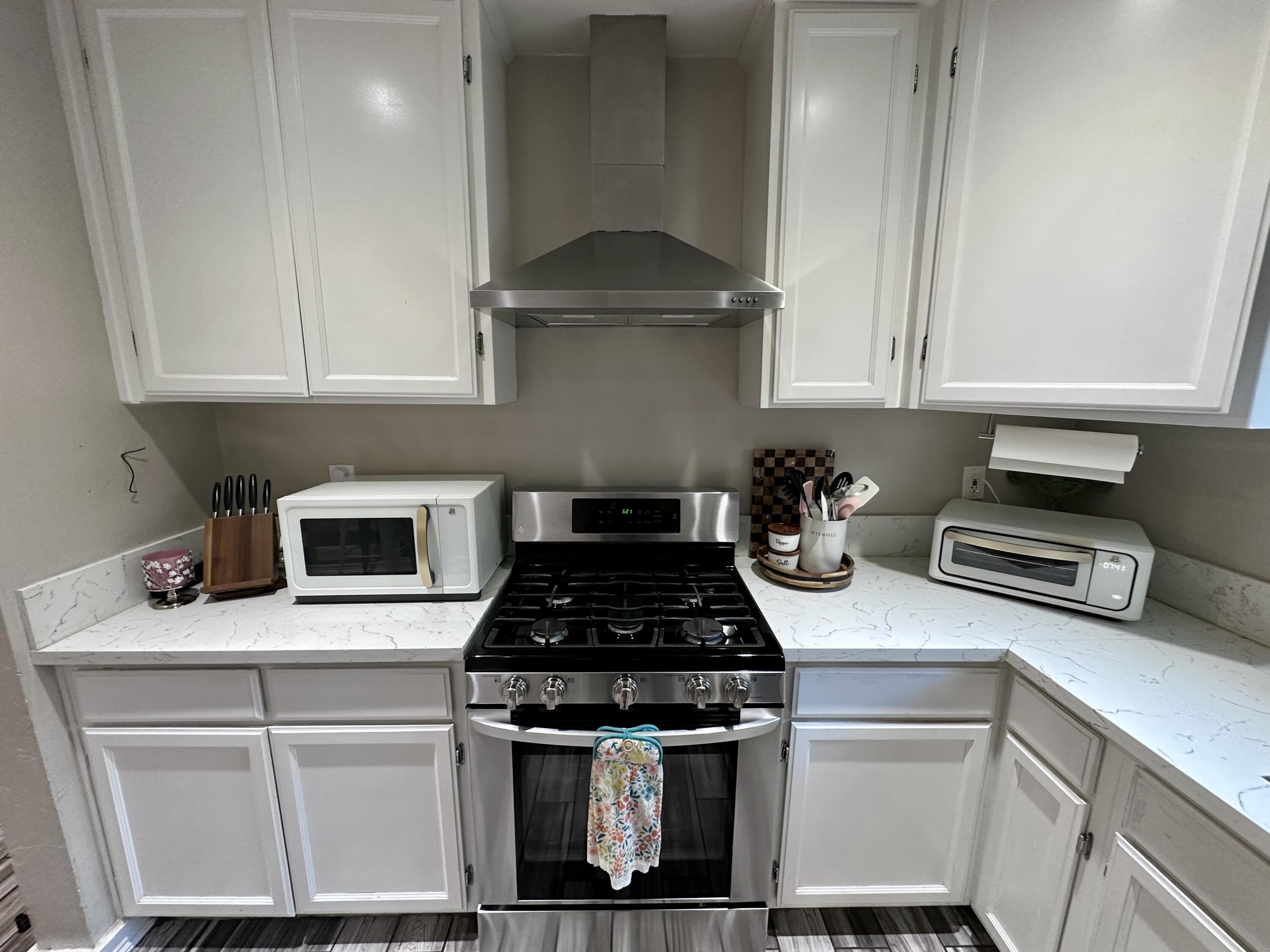2014 Rounds St, Delano, CA 93215