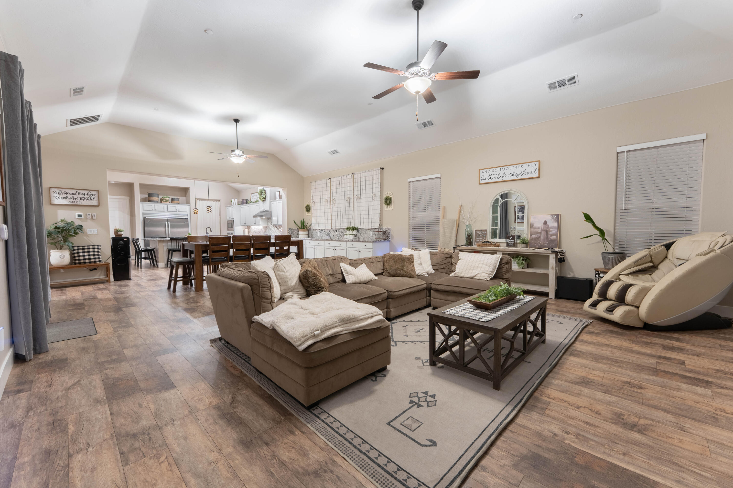 3601 W Lark Ave, Visalia, CA 93291