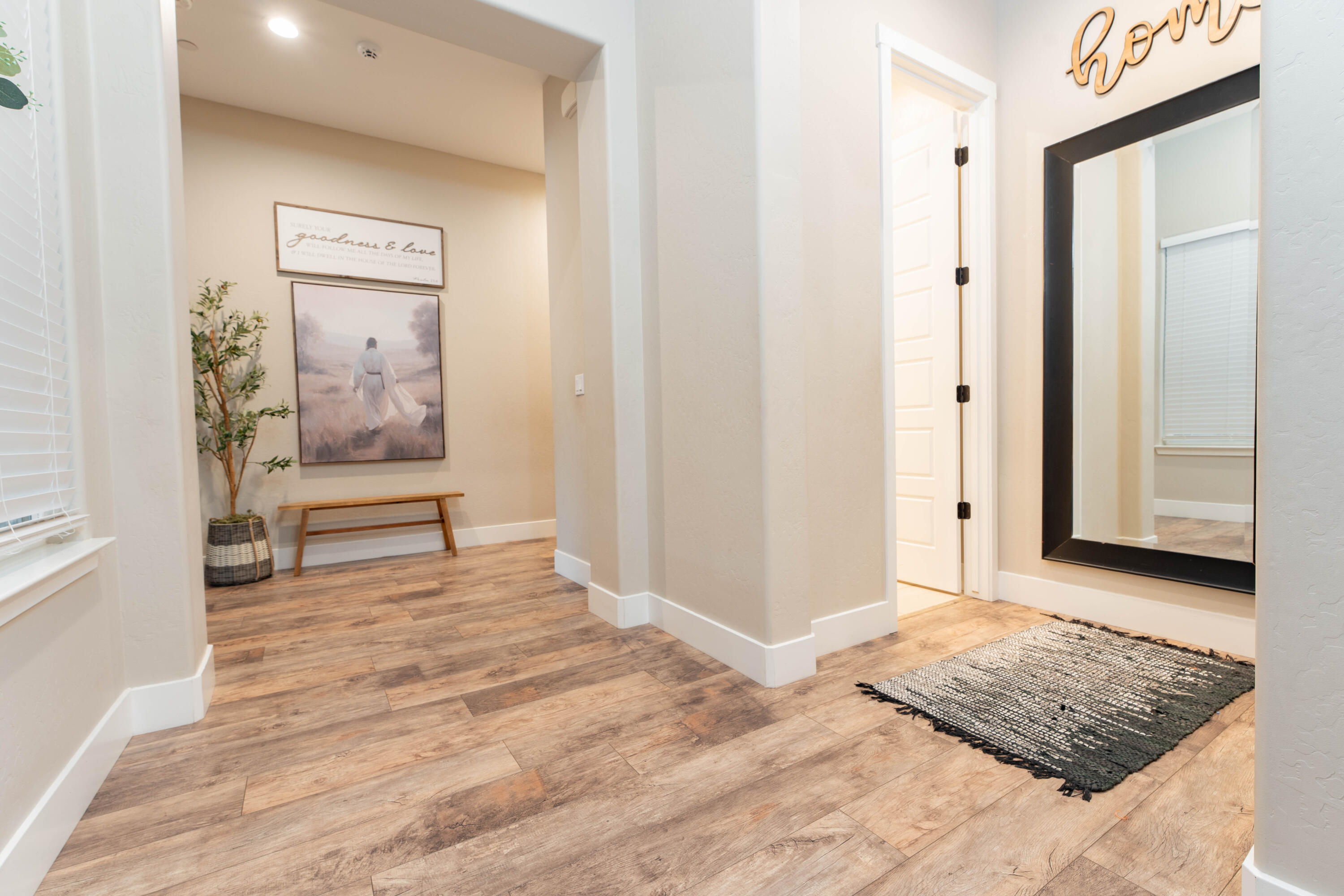 3601 W Lark Ave, Visalia, CA 93291